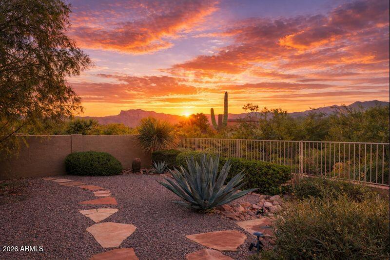 5075 S CASA PRIETO Drive