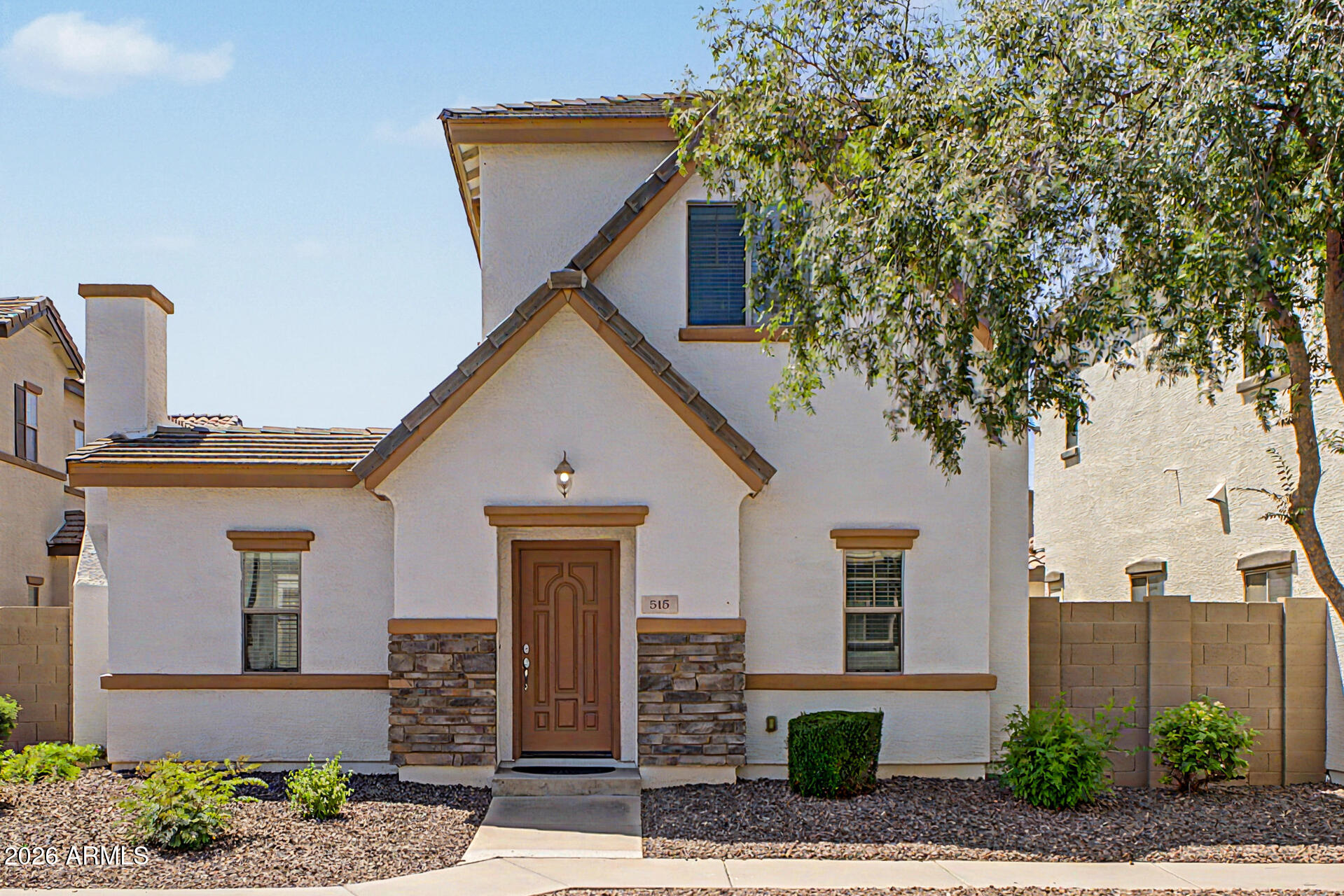 515 N CITRUS Lane