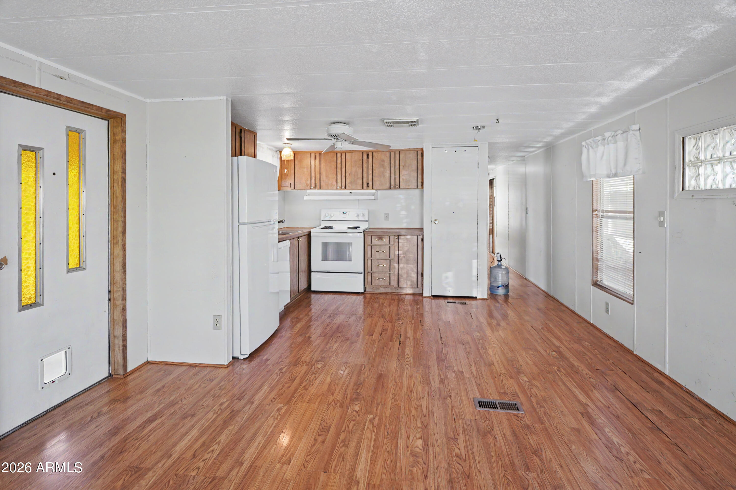 2605 S TOMAHAWK Road 65