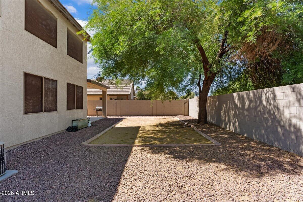 5518 N ORMONDO Way