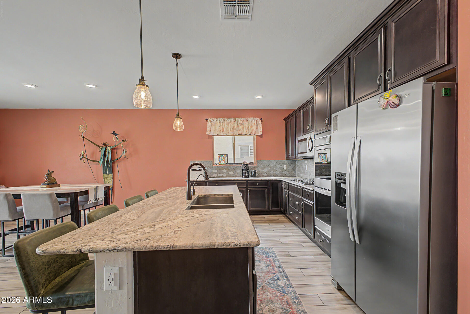20202 N LAUREN Road