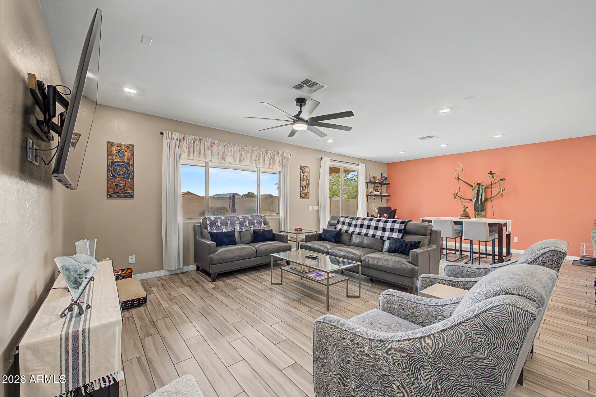 20202 N LAUREN Road
