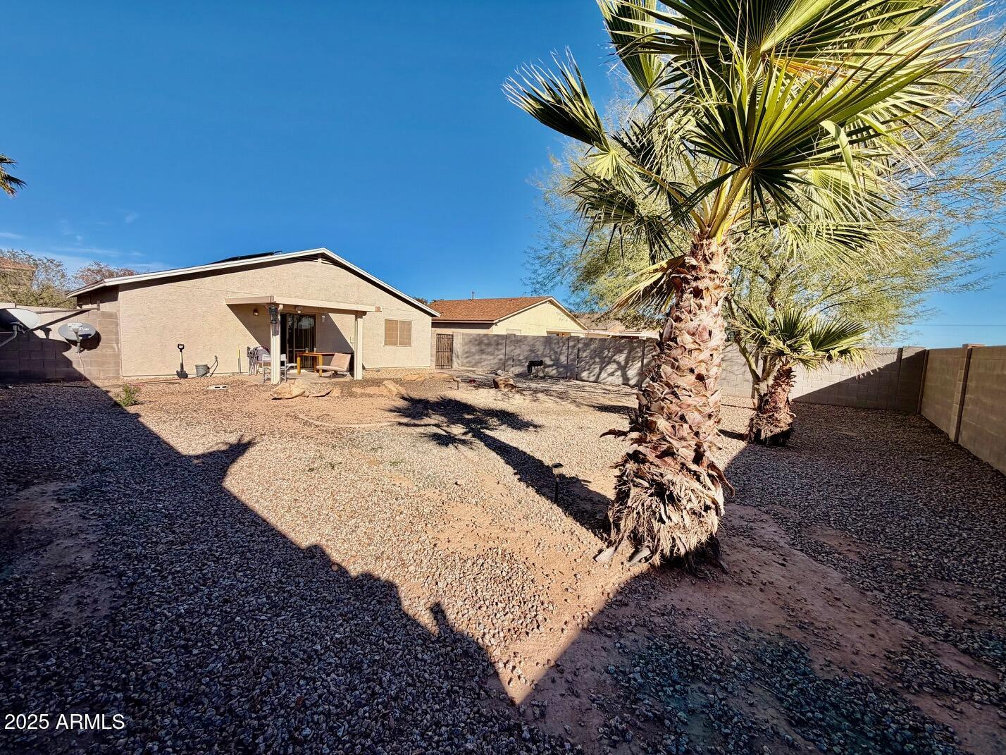 5989 E SUNRISE Circle