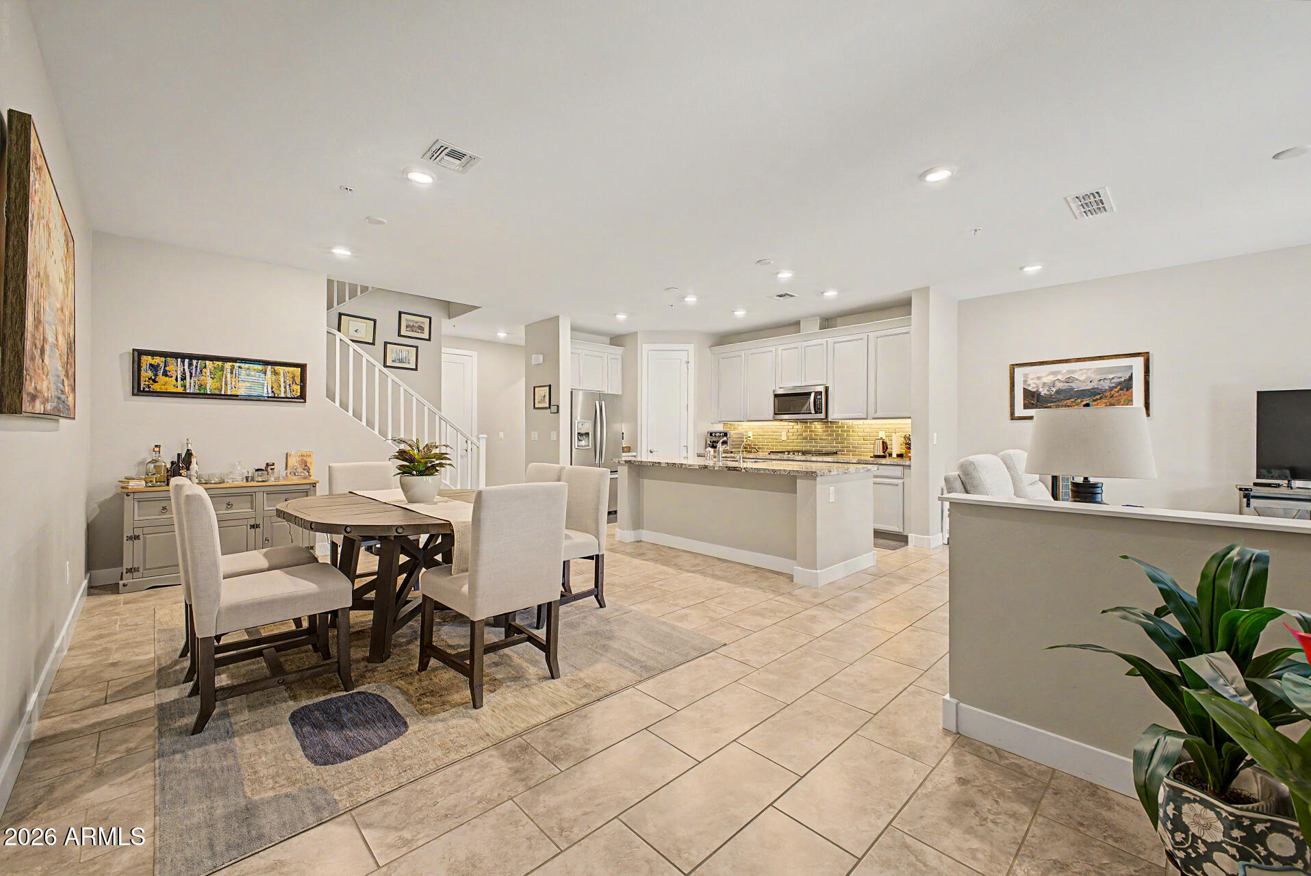 3855 S MCQUEEN Road 92