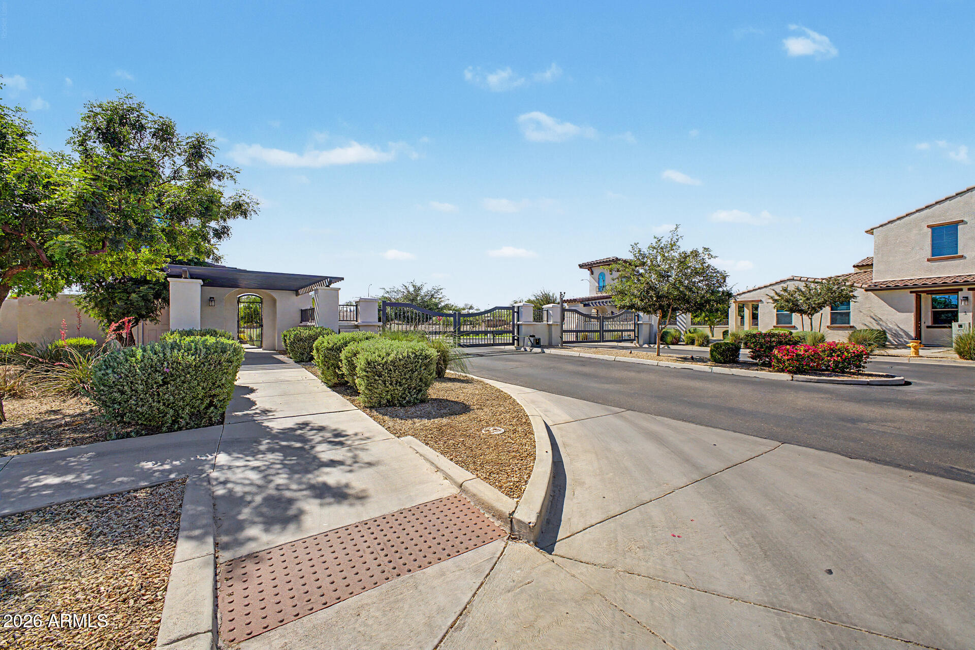 3855 S MCQUEEN Road 92