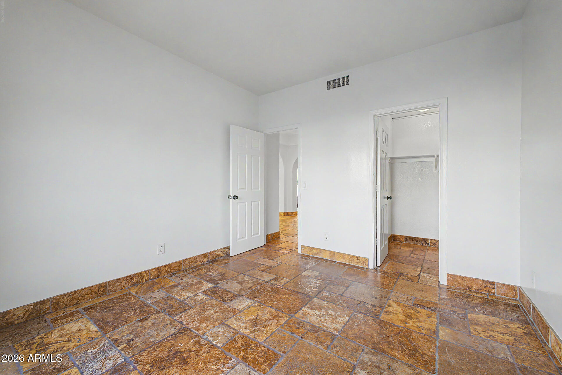 14404 N 15TH Place