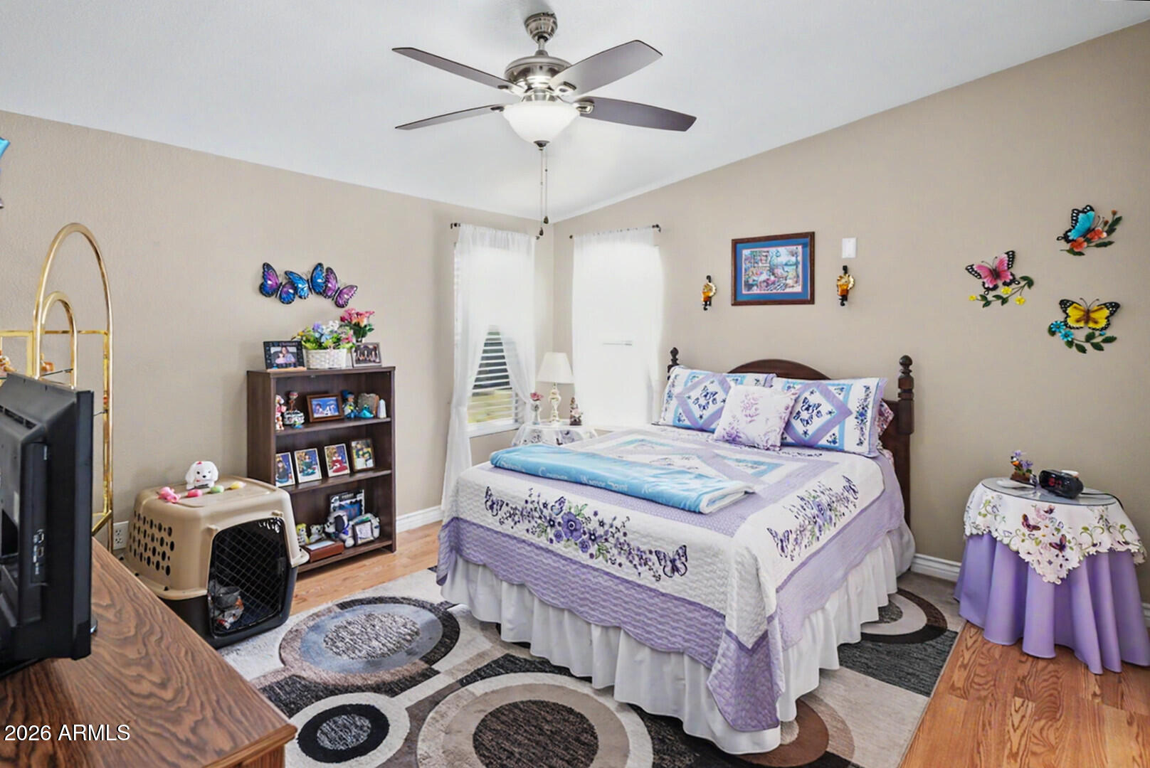 201 S GREENFIELD Road 211