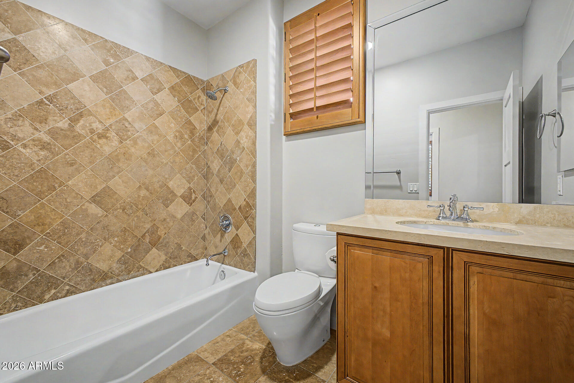 3510 E LAKEWOOD Parkway 115