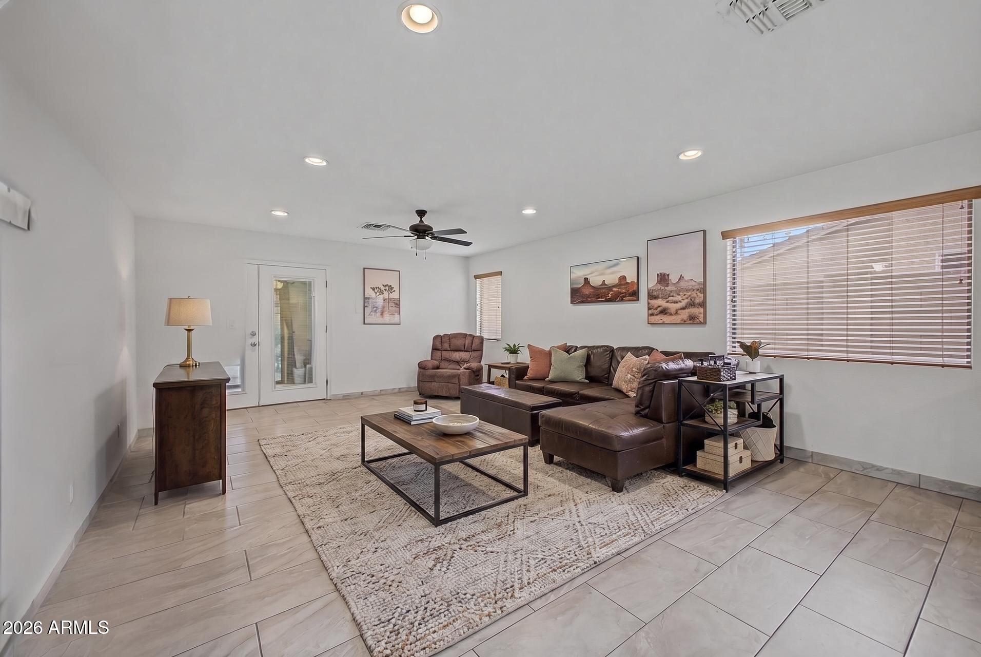 43935 W SAGEBRUSH Trail