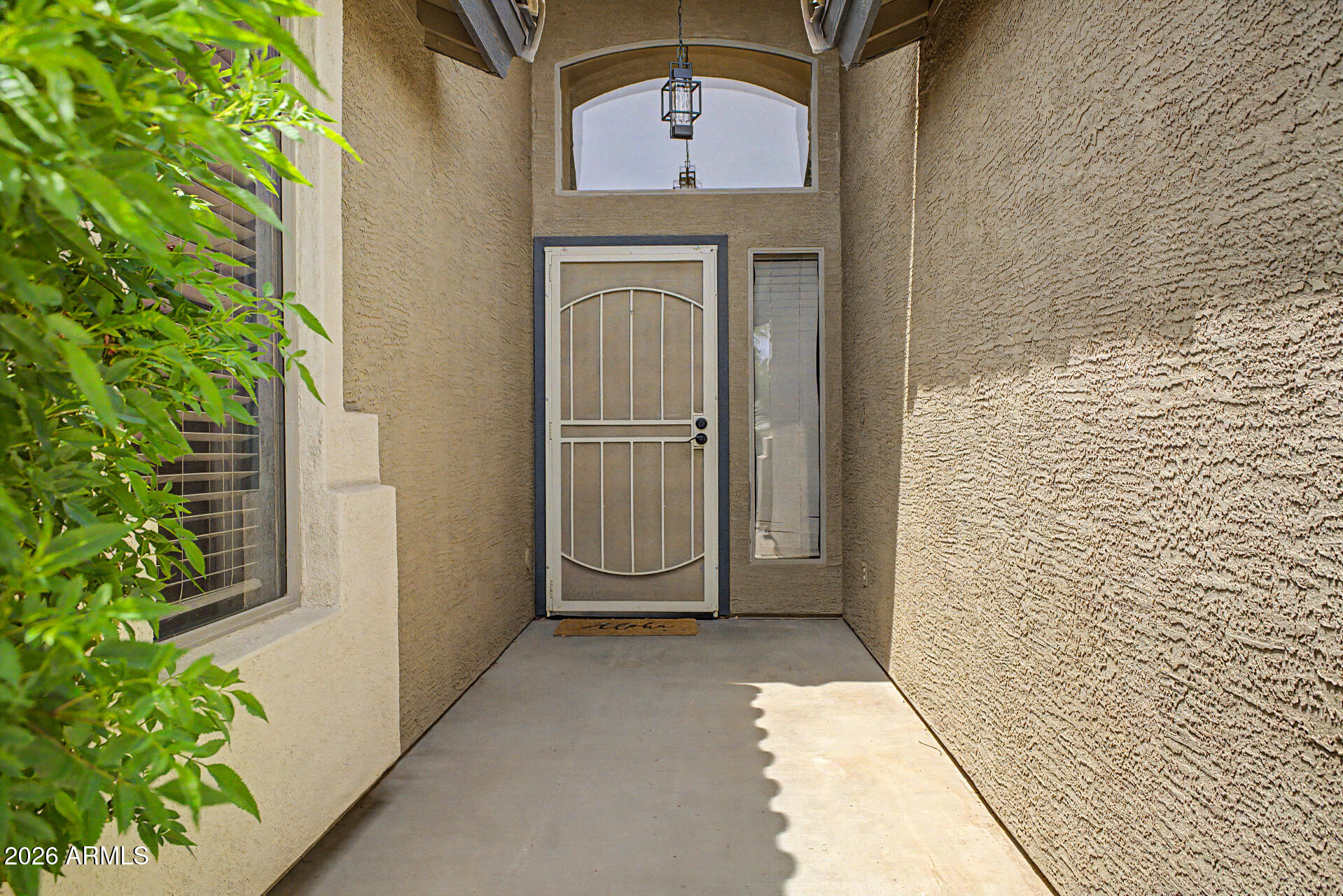 21063 E CALLE DE FLORES