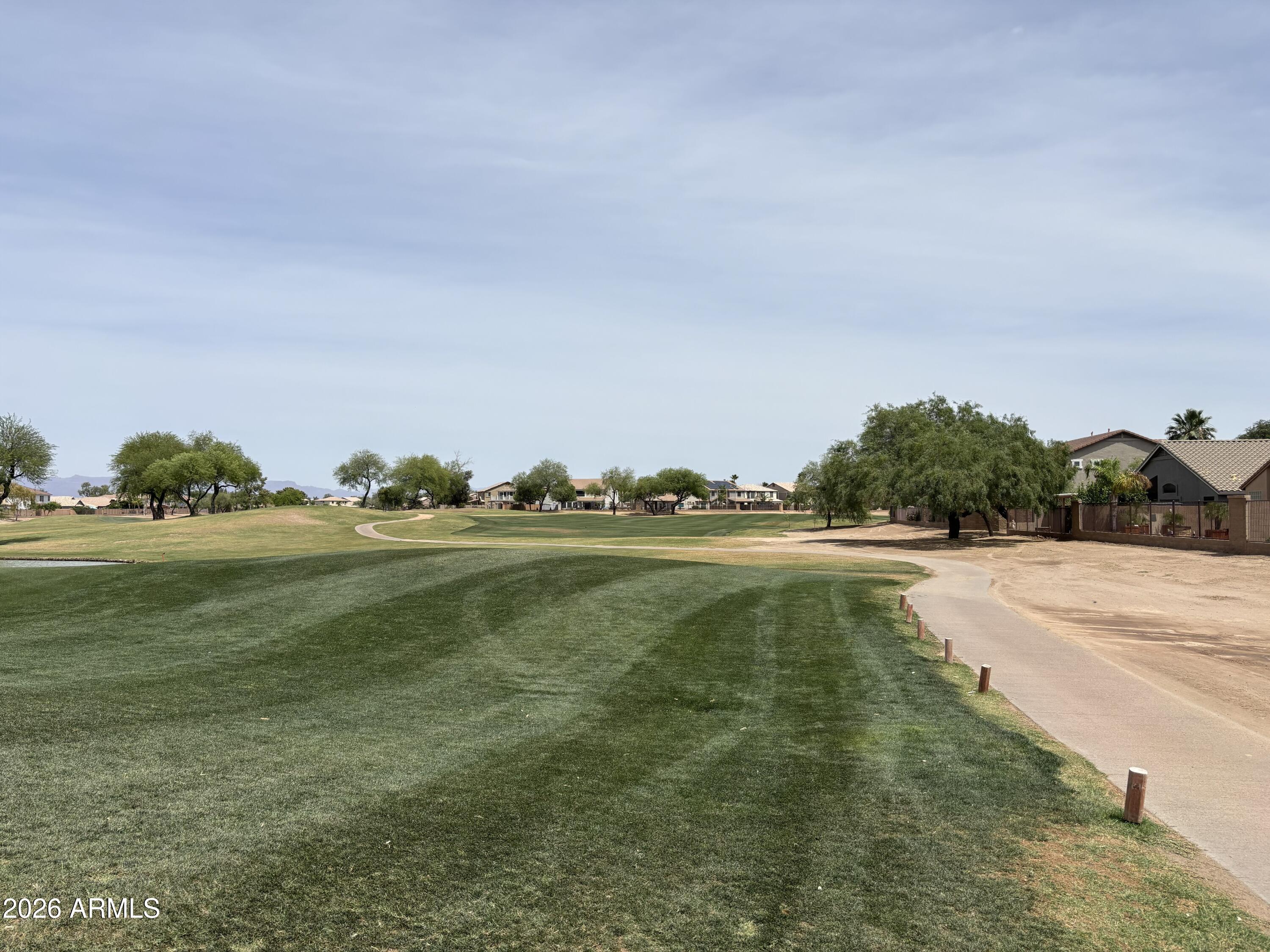21063 E CALLE DE FLORES