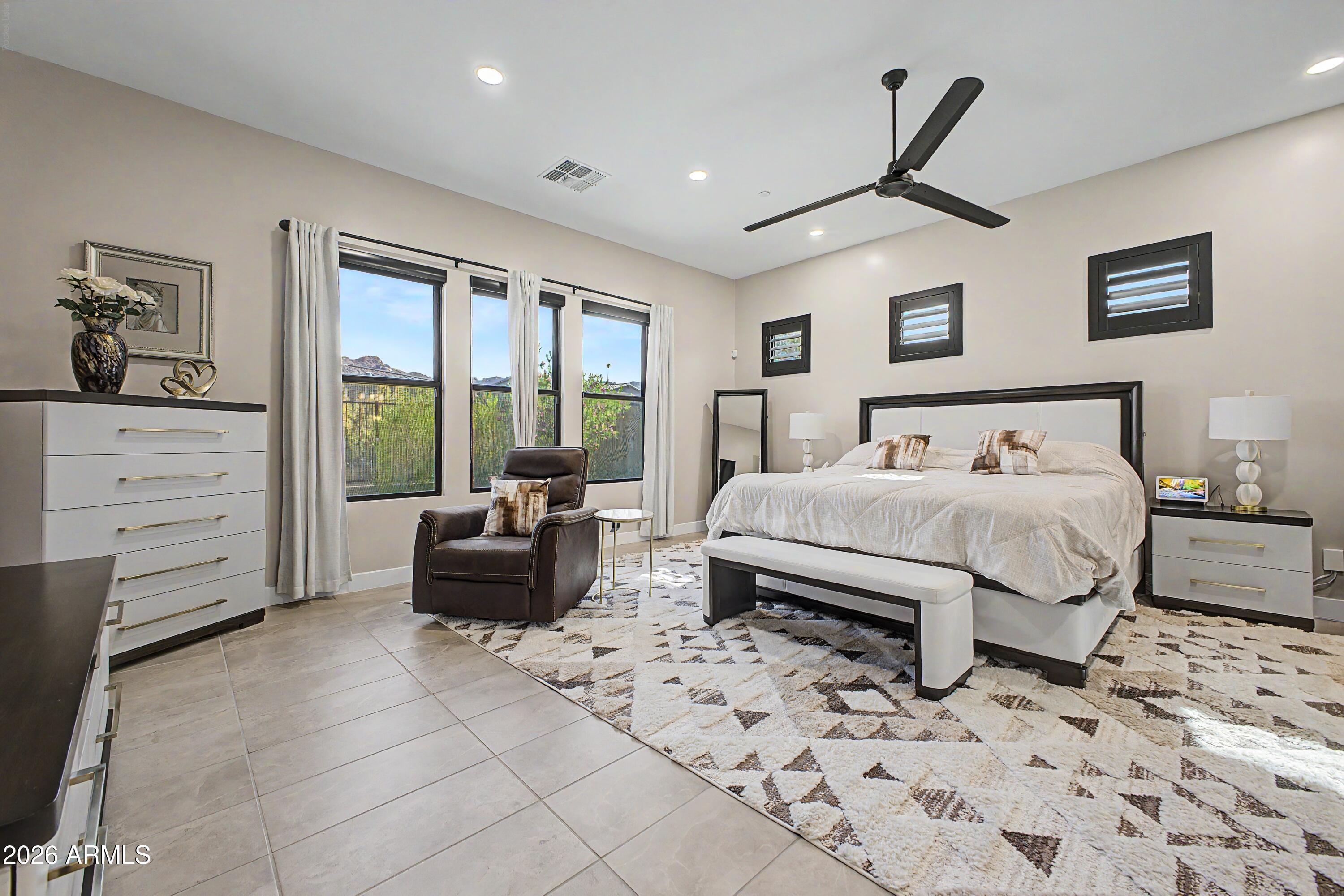 13271 E DESERT VISTA Road