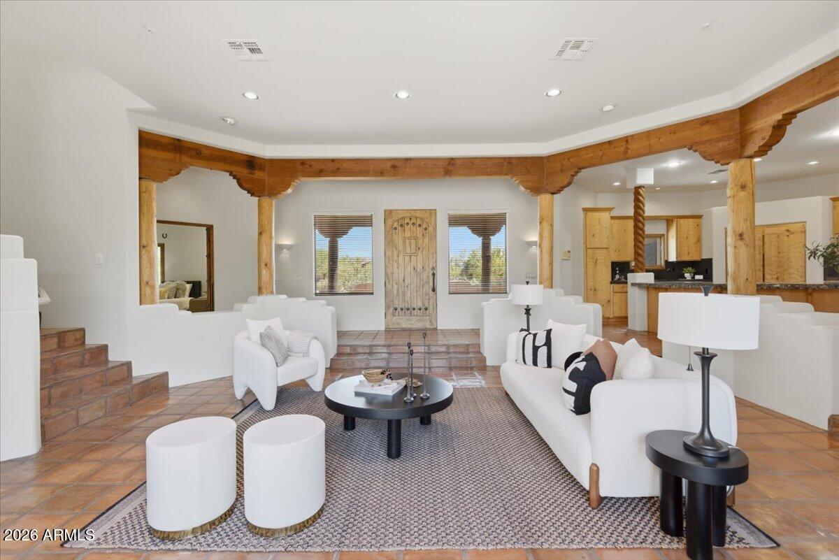 8066 E VILLA CASSANDRA Drive