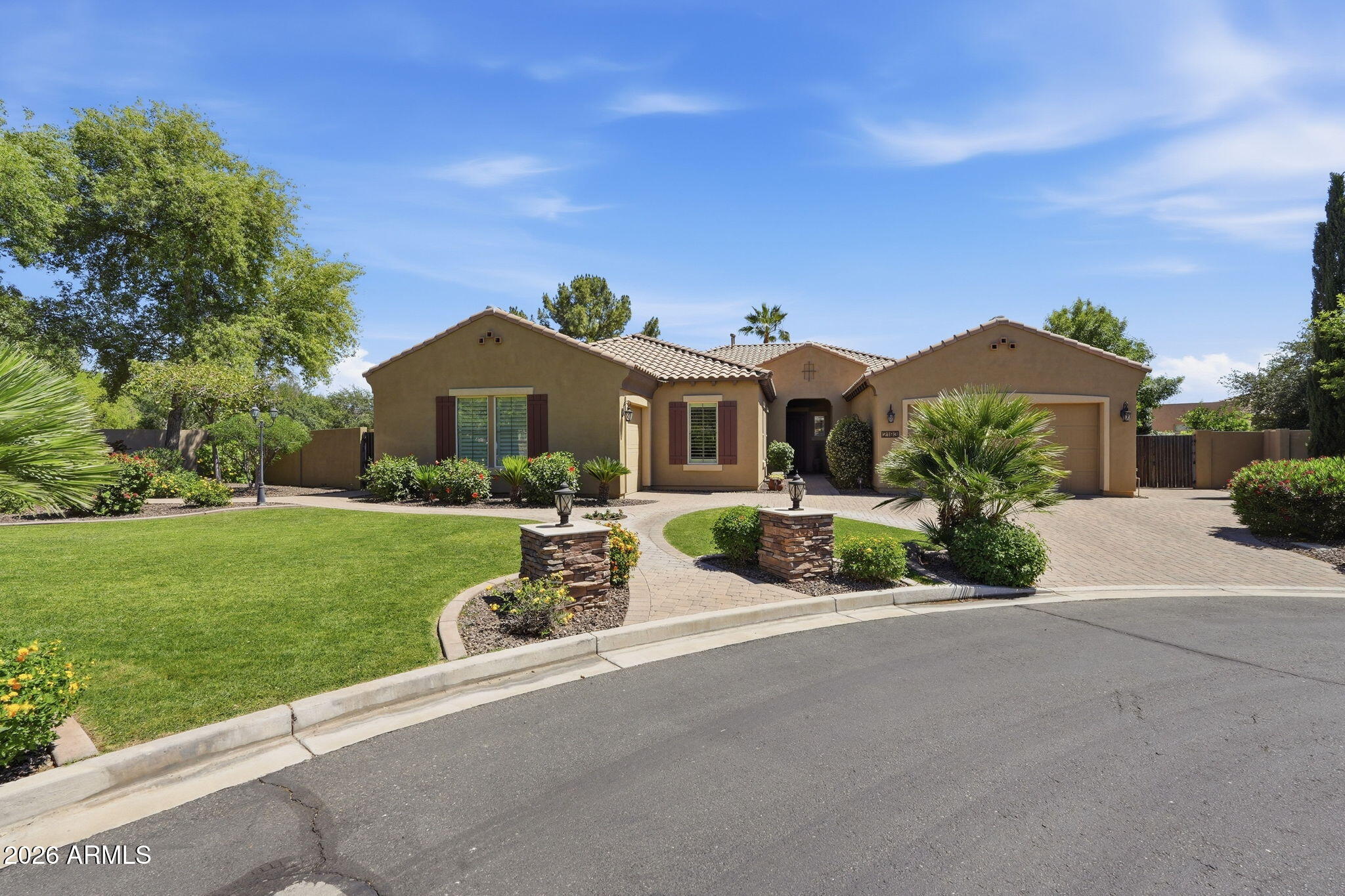 2193 E COCONINO Place