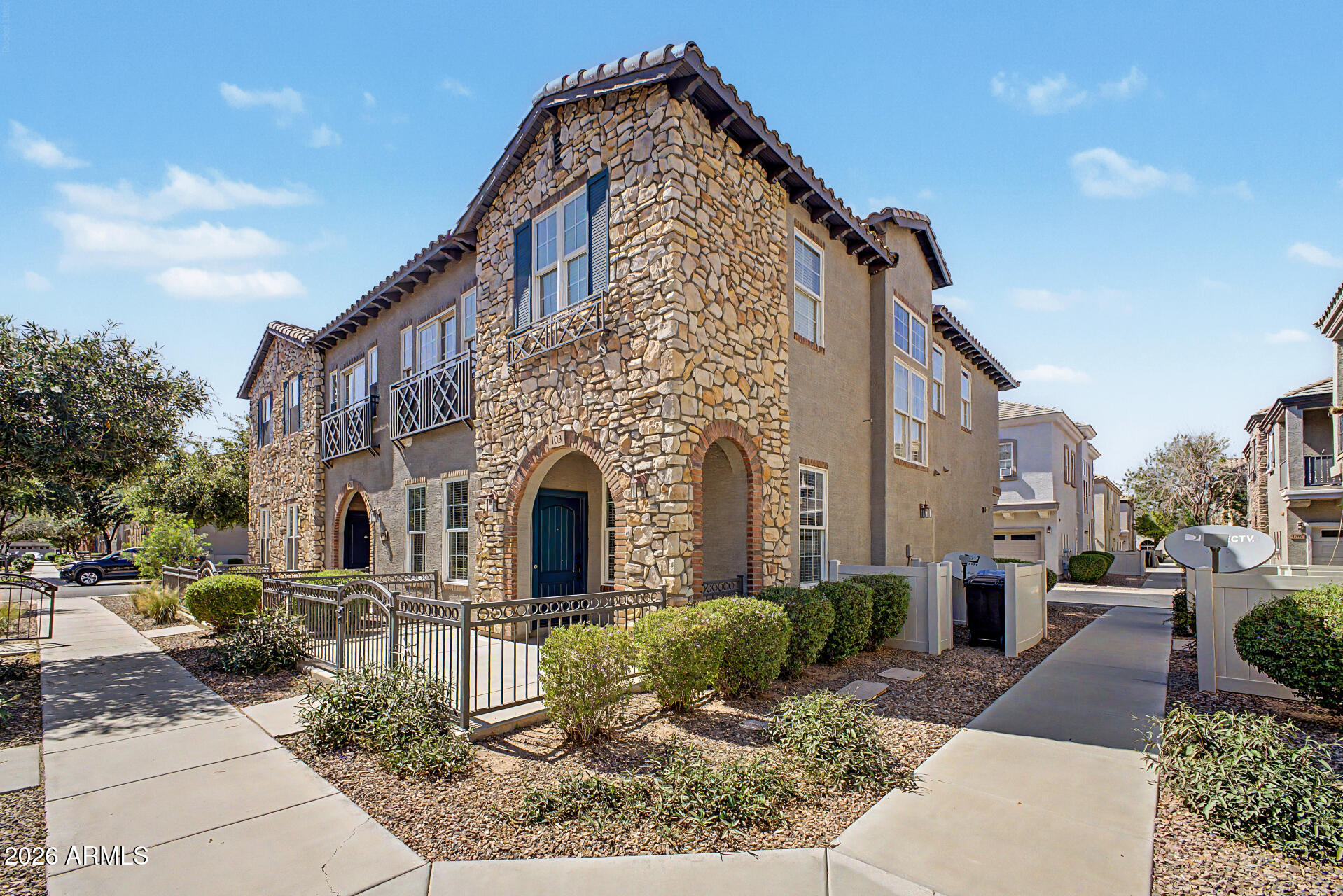 4749 E THUNDERHEART Trail 103