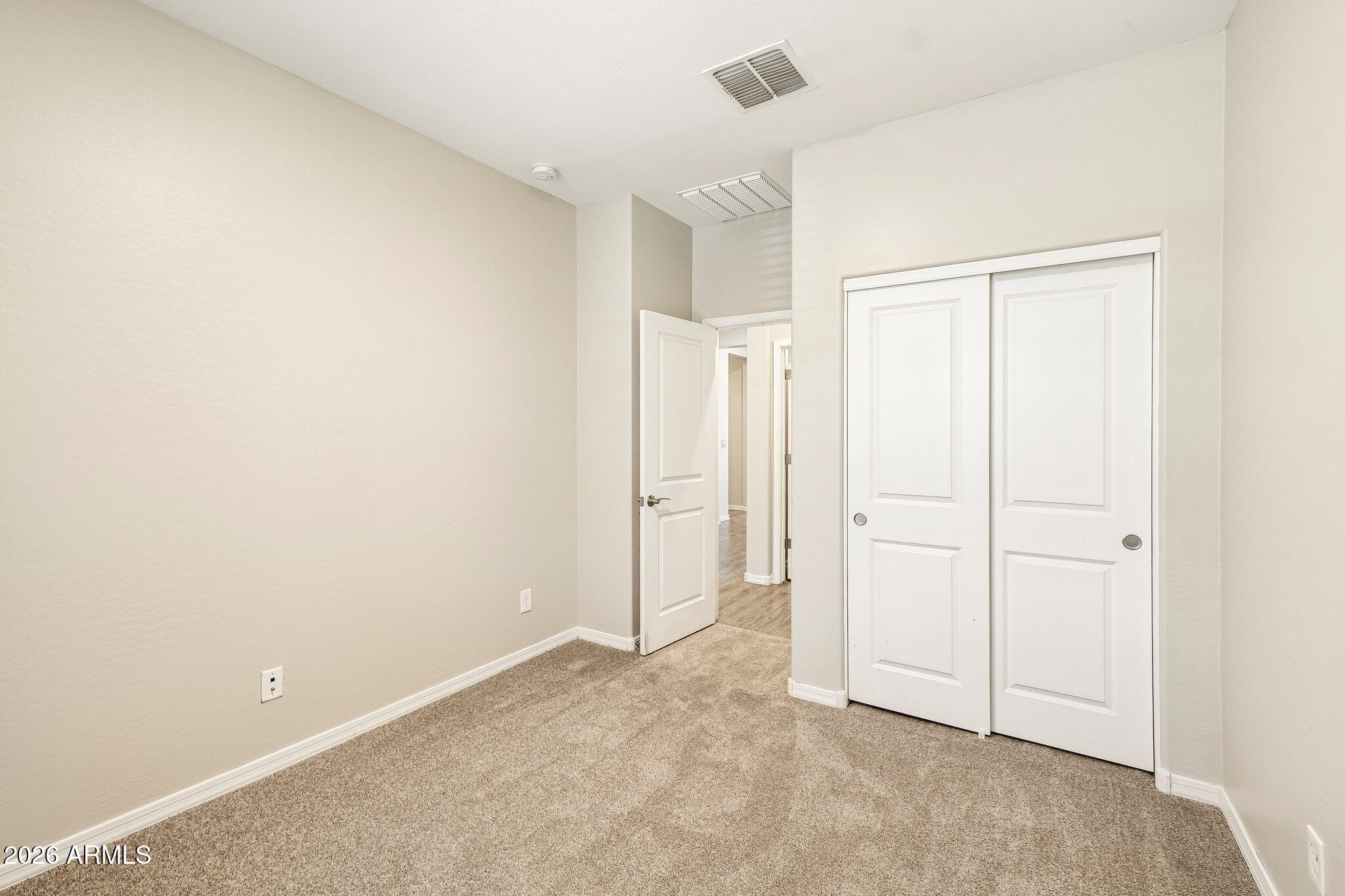 9436 W WILLOW BEND Lane