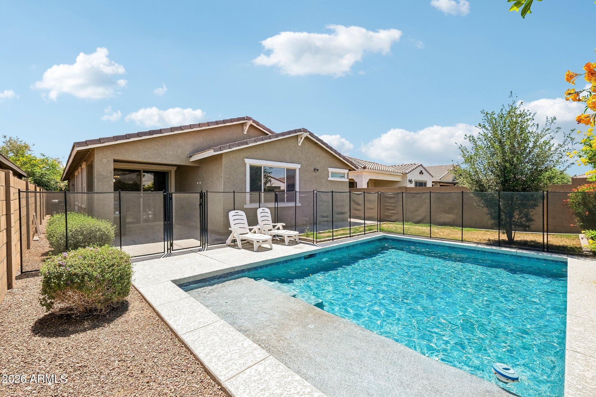 9436 W WILLOW BEND Lane