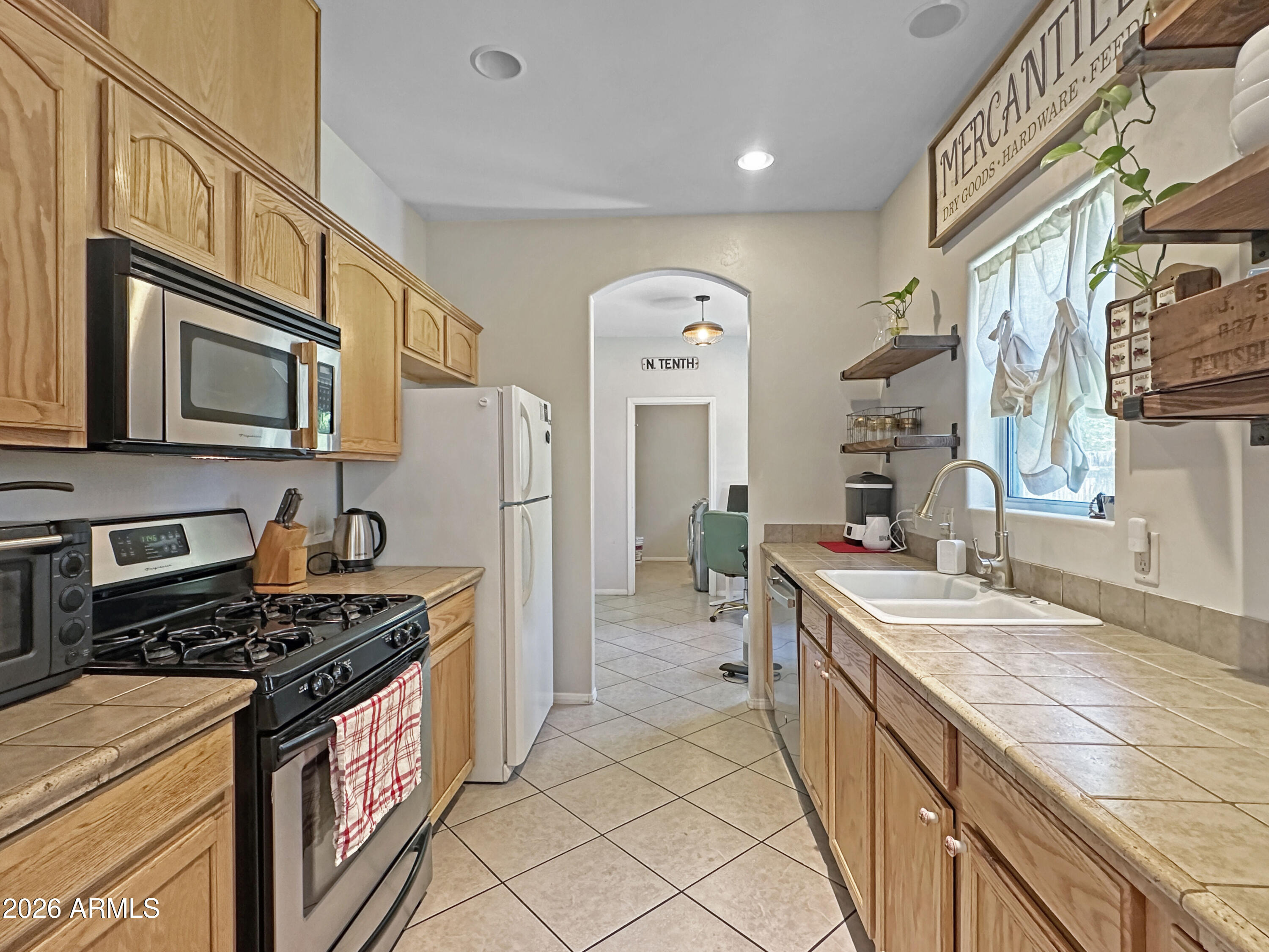 1289 S Thompson Road