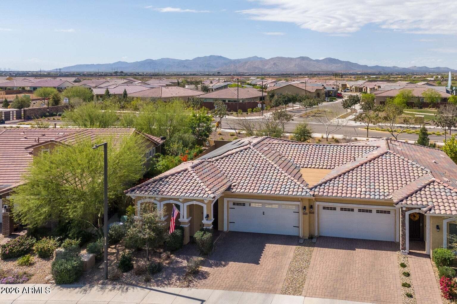 17237 W WEST WIND Drive