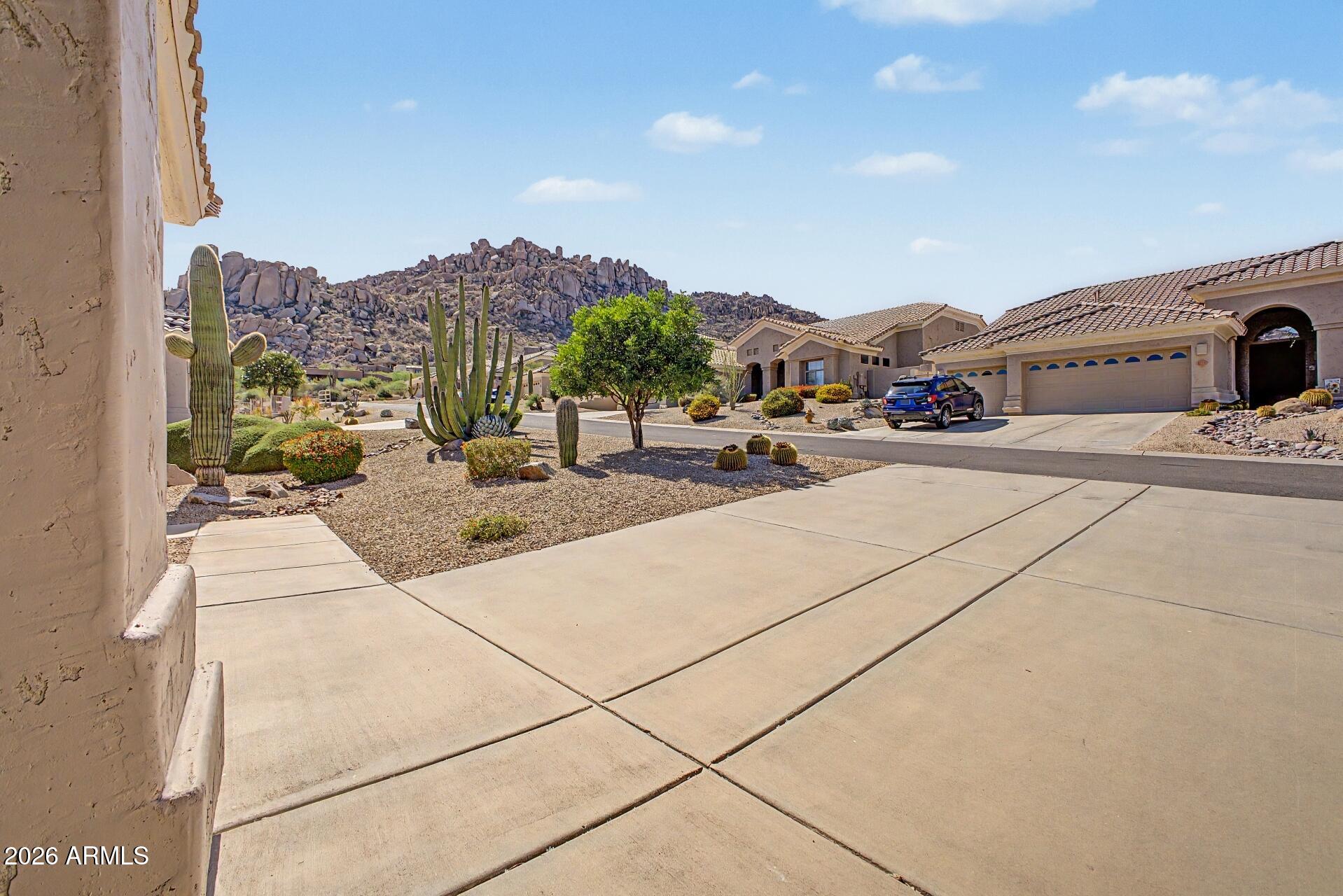 11521 E DESERT HOLLY Drive