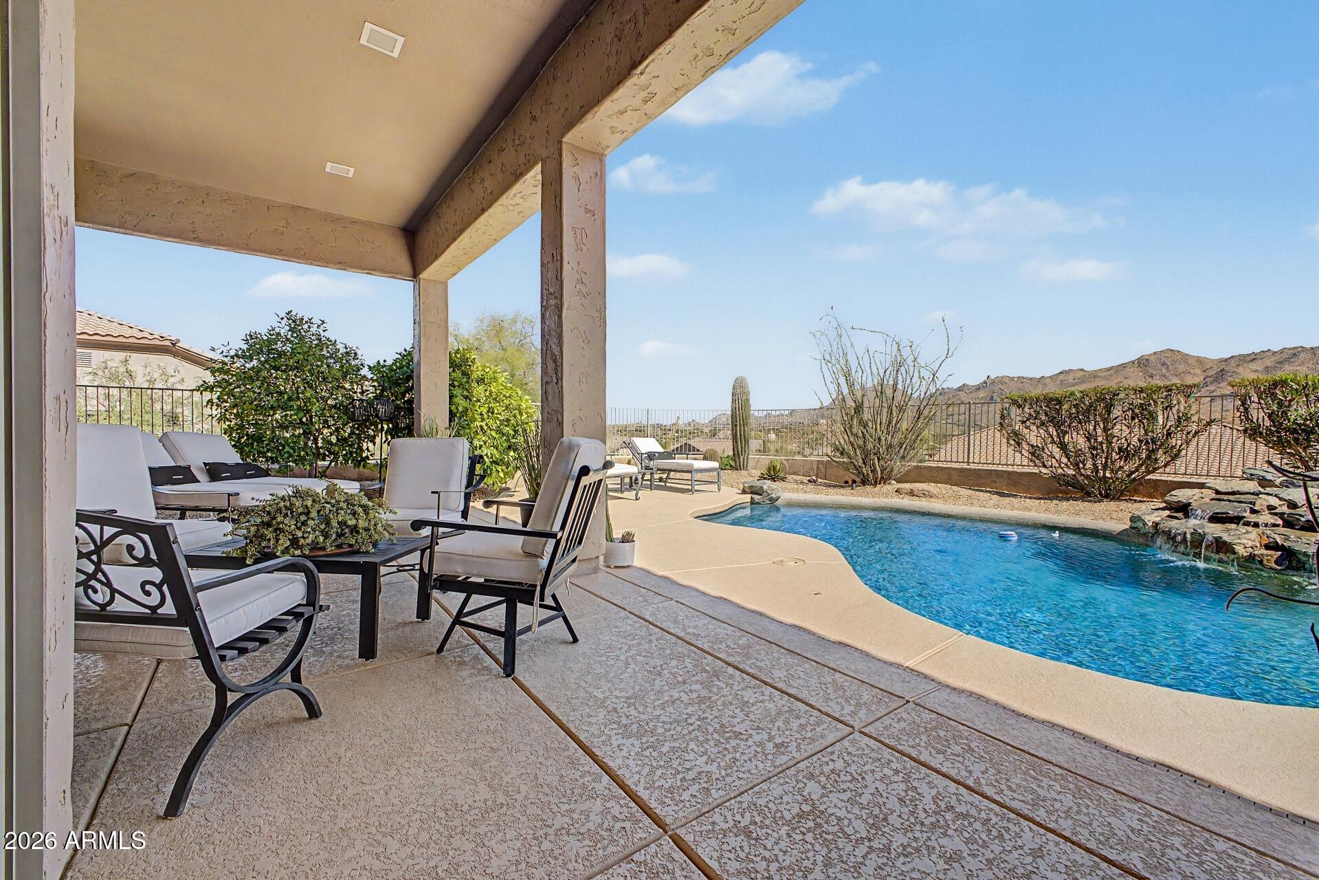 11521 E DESERT HOLLY Drive