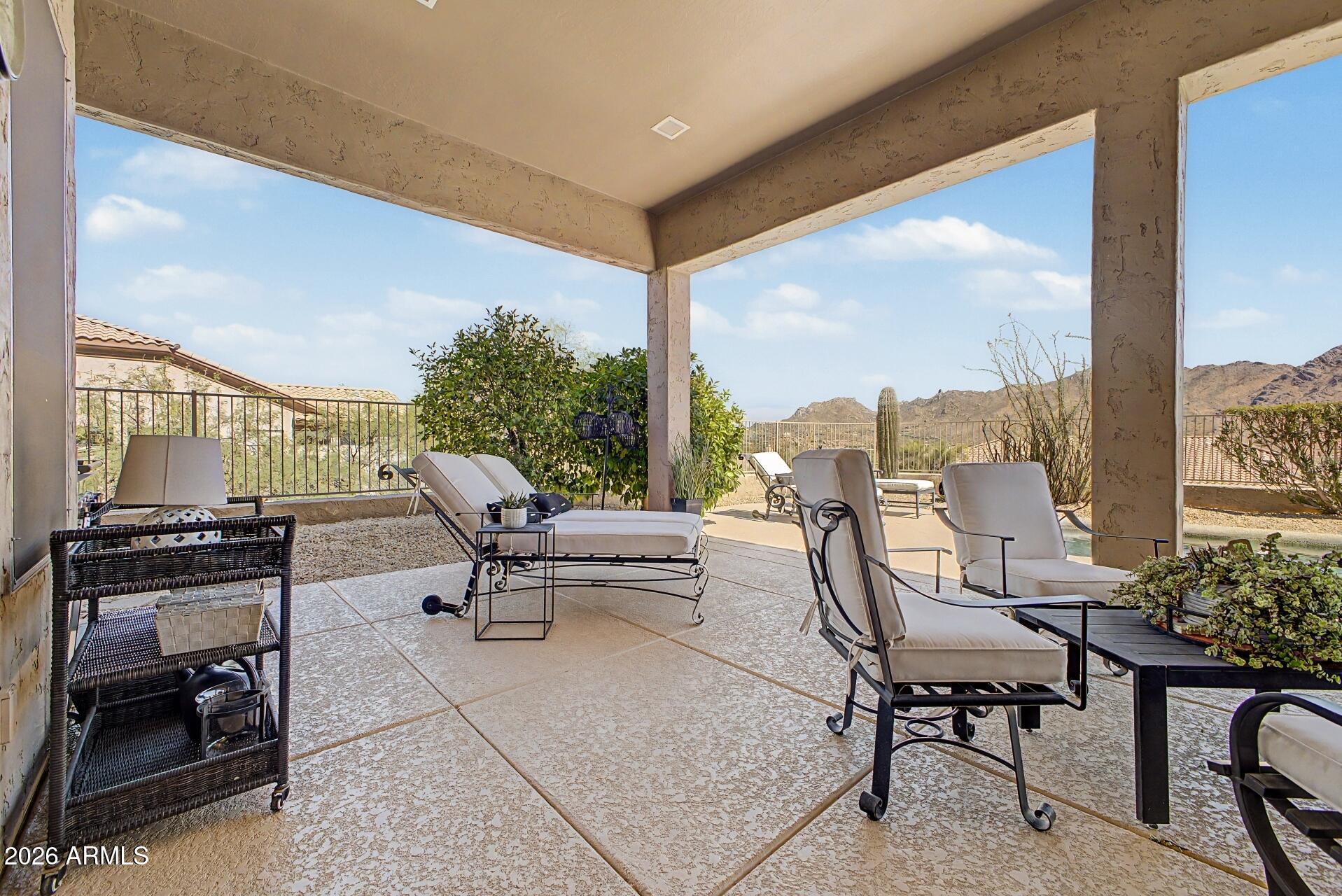11521 E DESERT HOLLY Drive