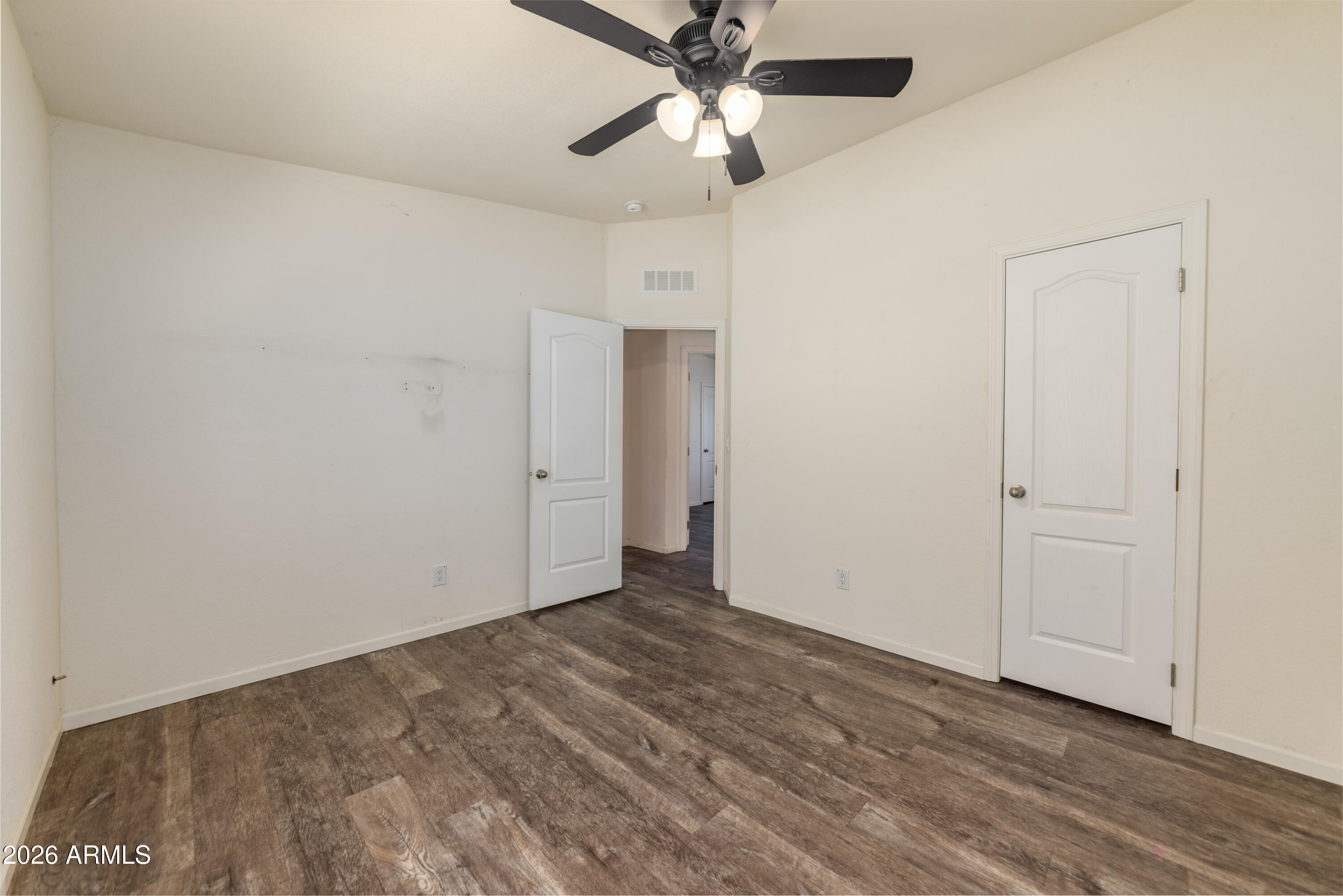 5641 E GARLAND PRAIRIE Road