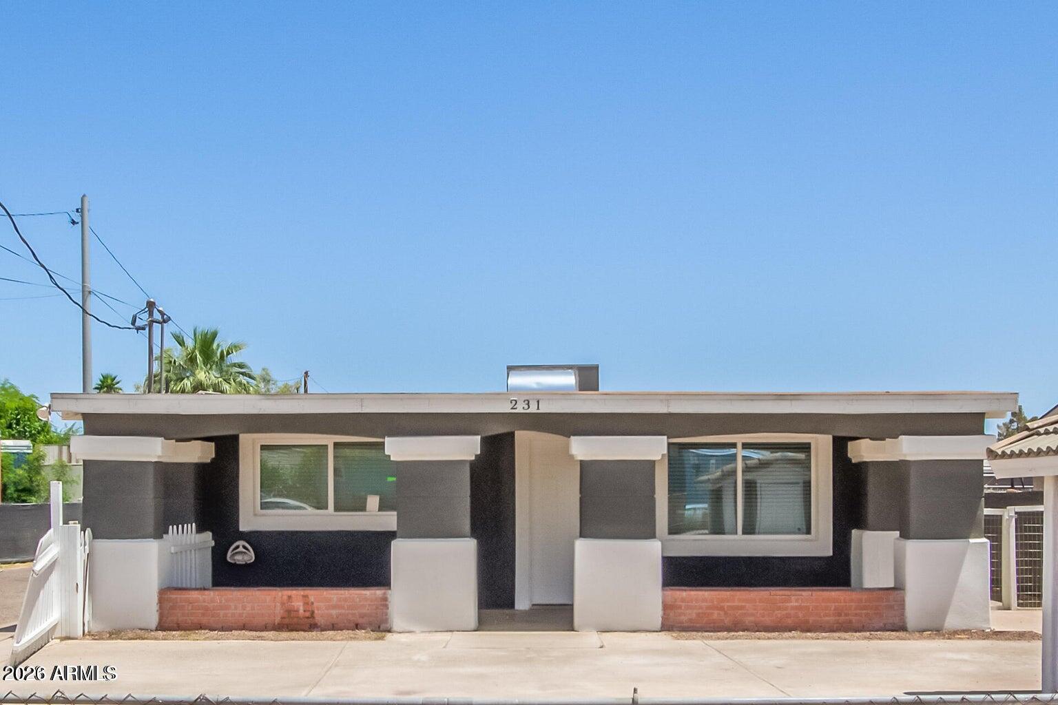 231 S 1ST Street