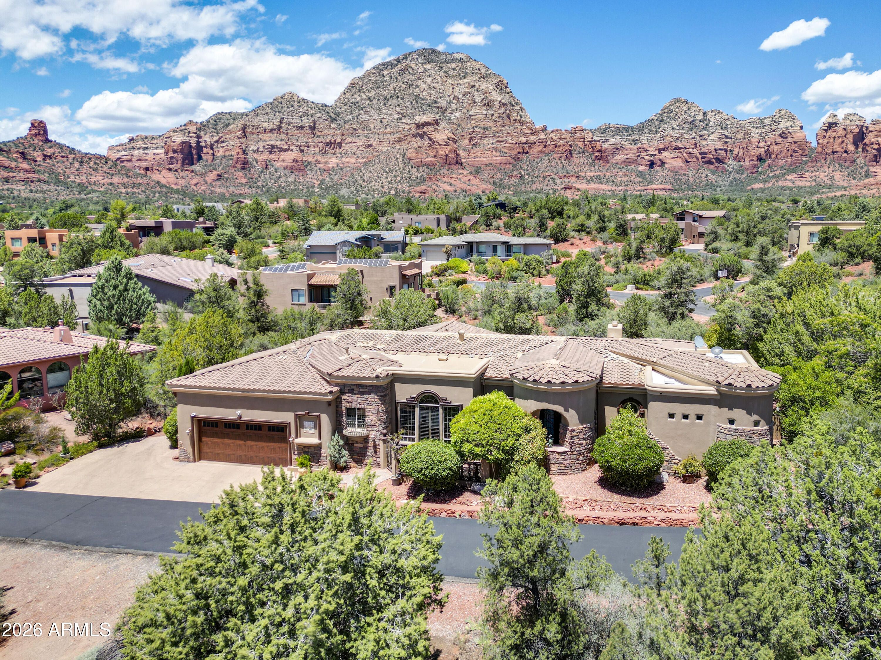 2235 E Mule Deer Road