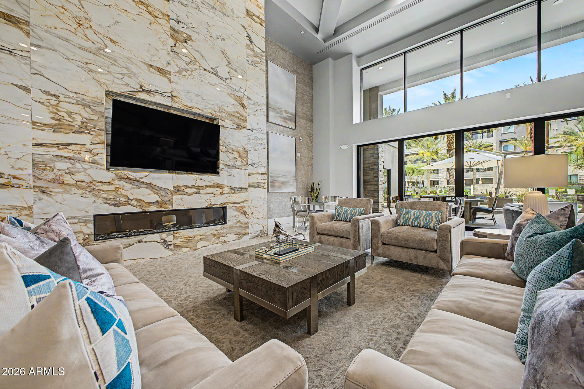 5250 E DEER VALLEY Drive 438