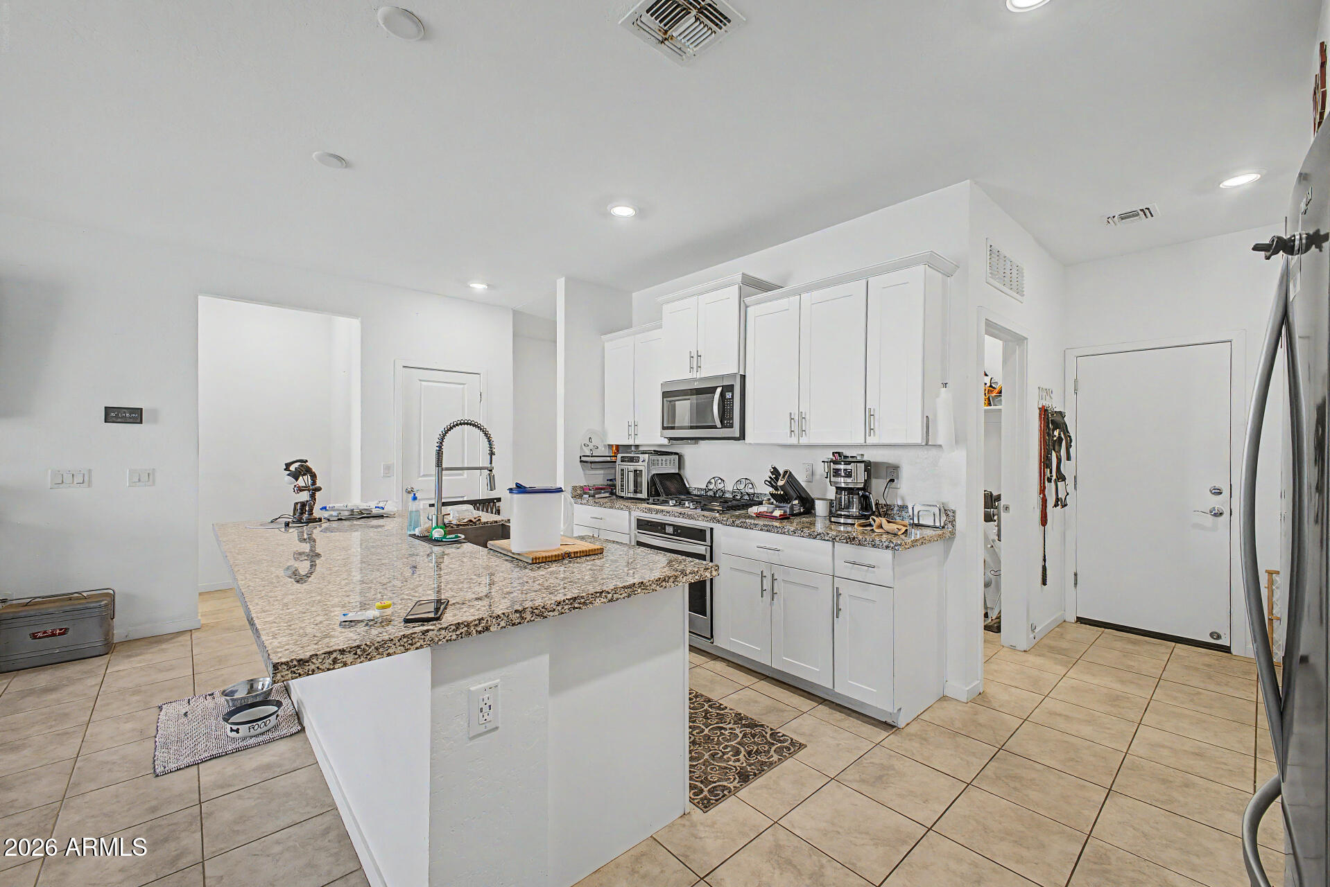 12418 W GLENN Court
