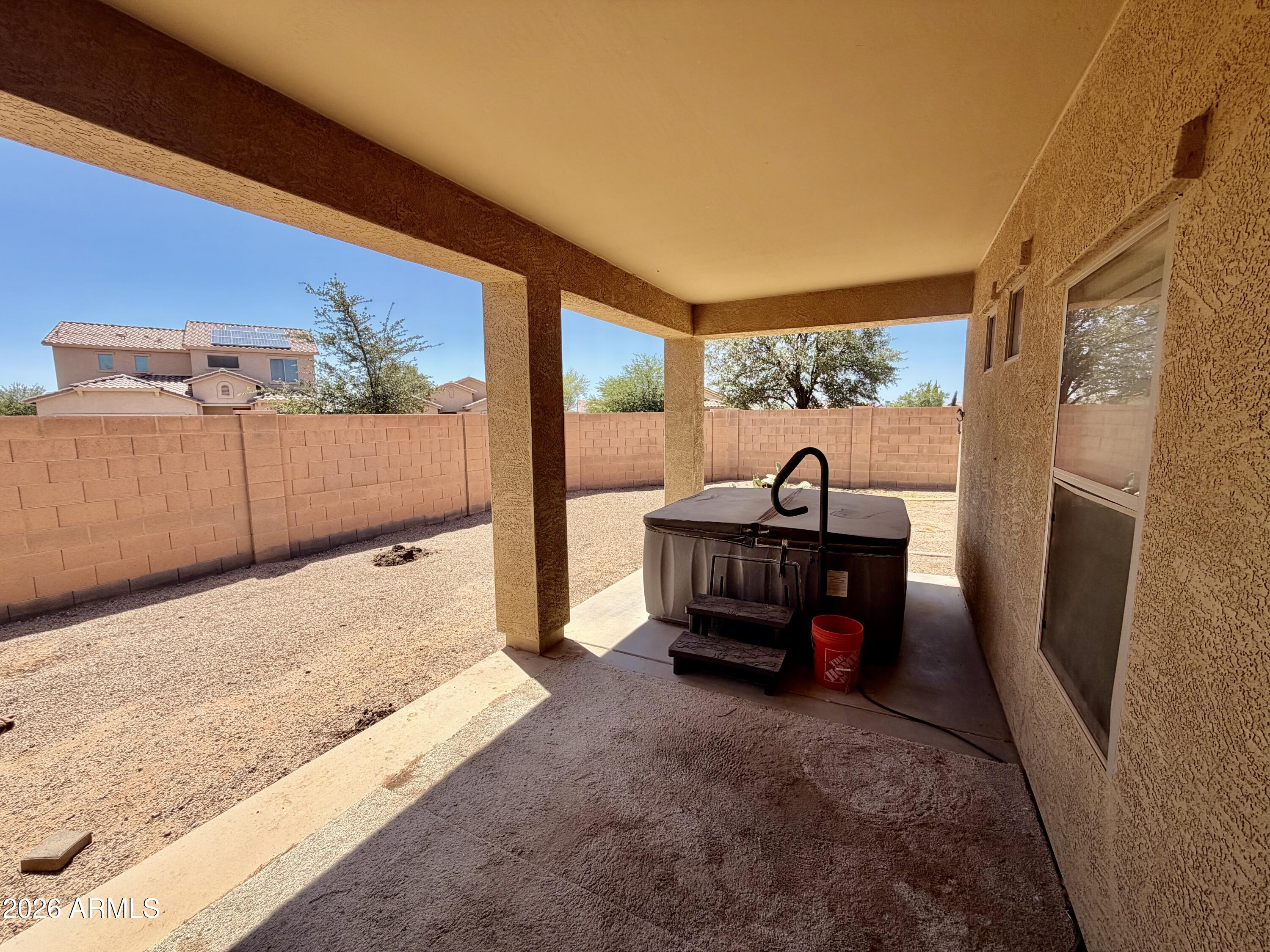 1377 E LINDA Drive
