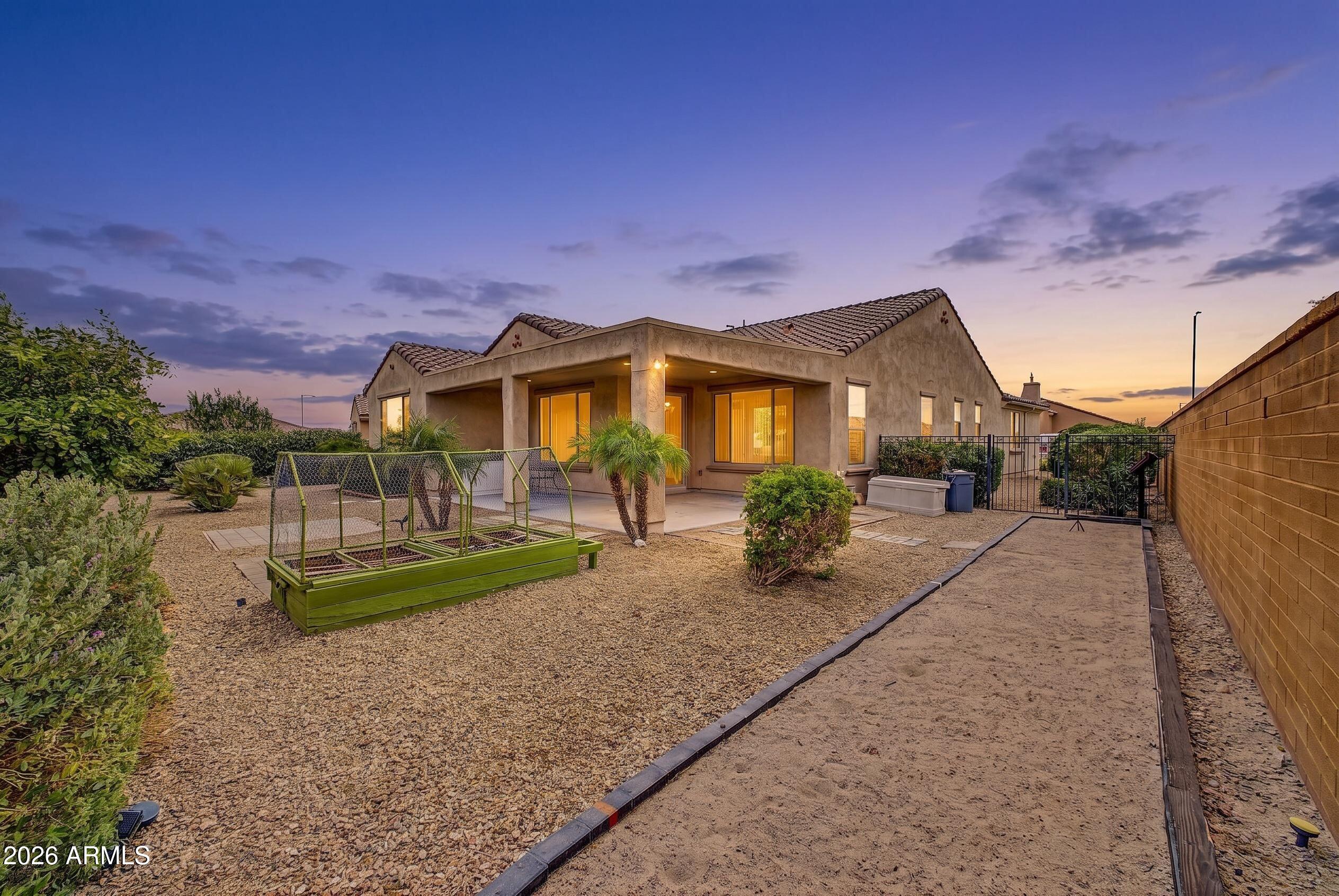 27413 W TONOPAH Drive