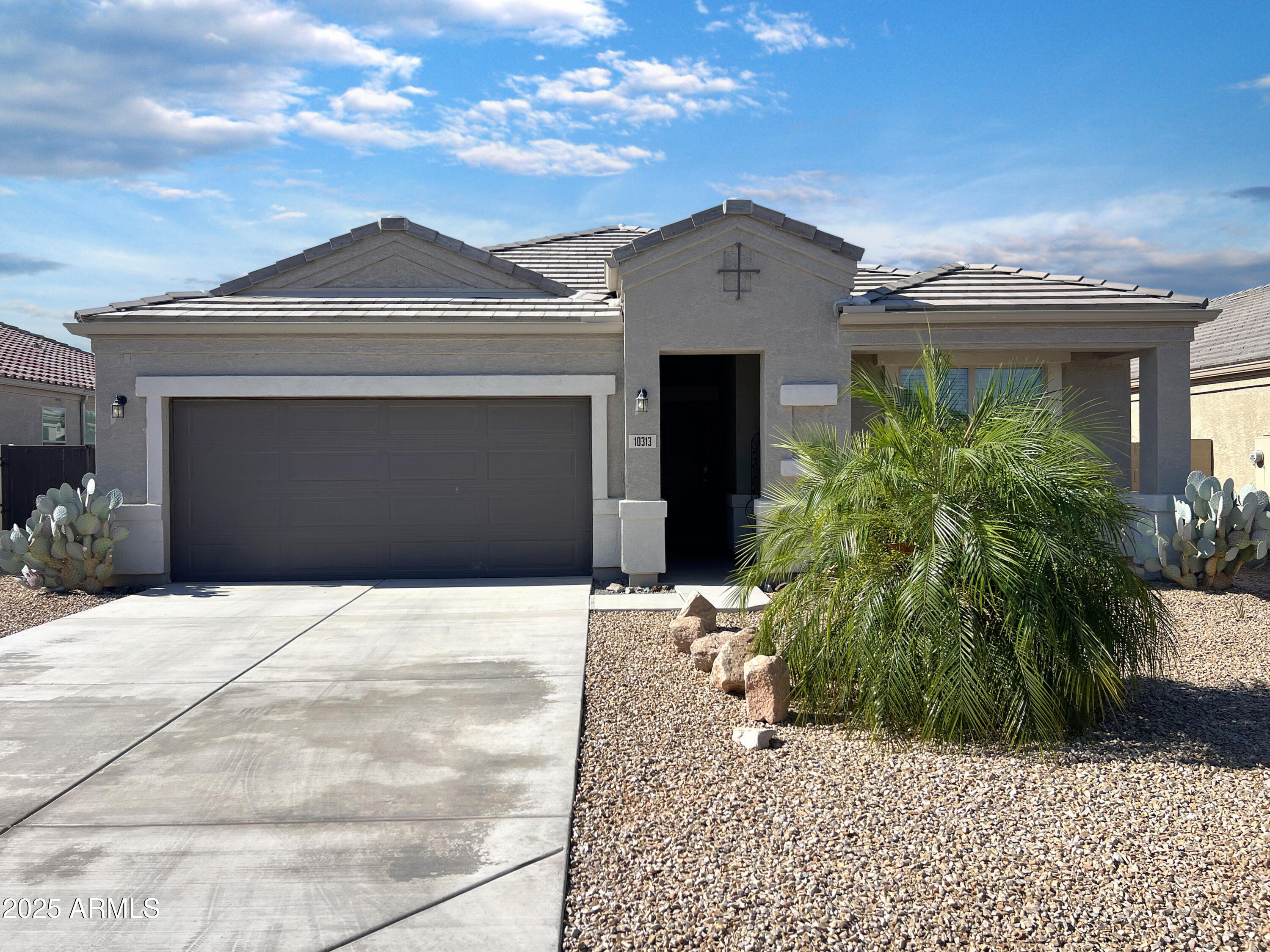 10313 E MARIGOLD Lane