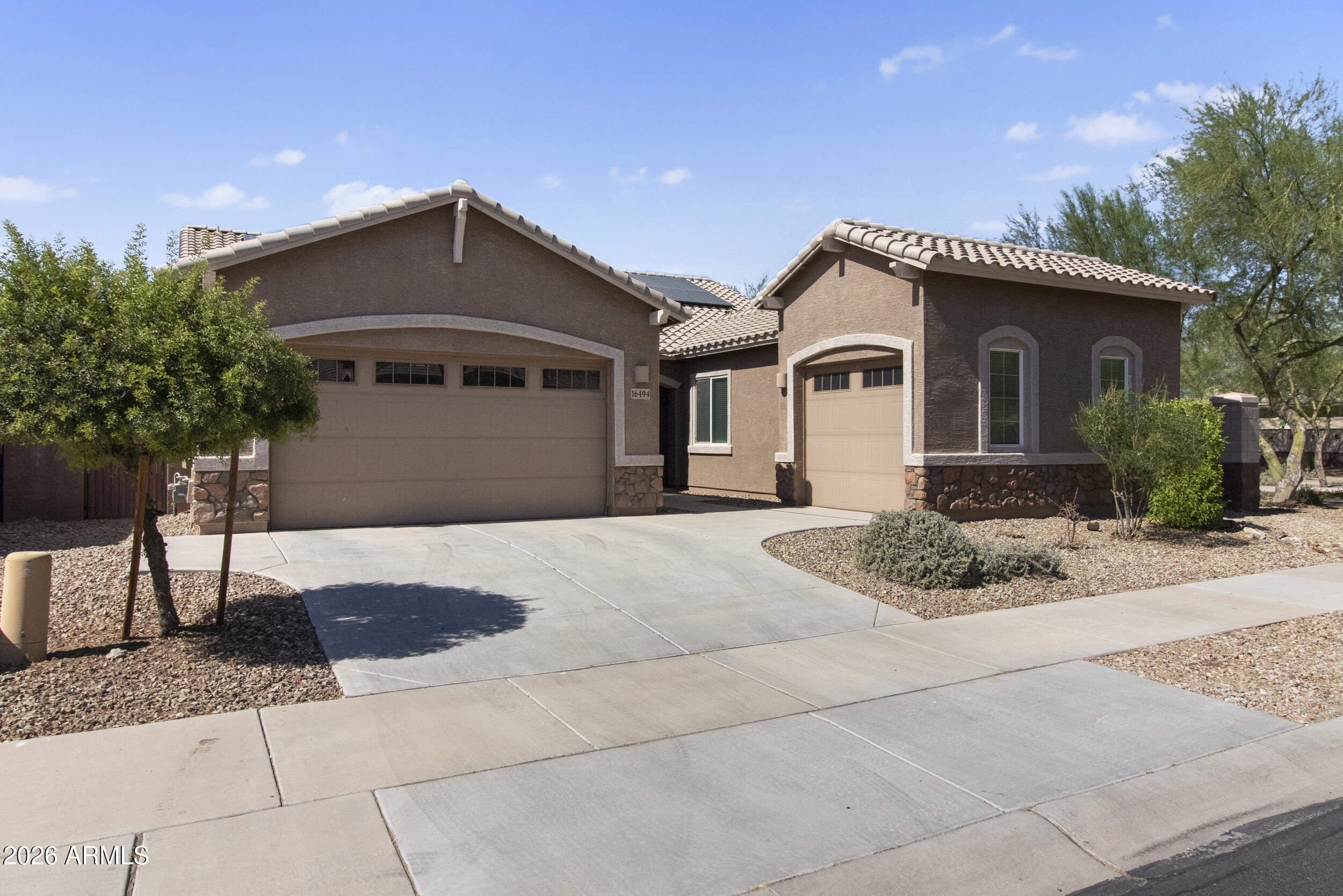 16494 W CALLE LEJOS