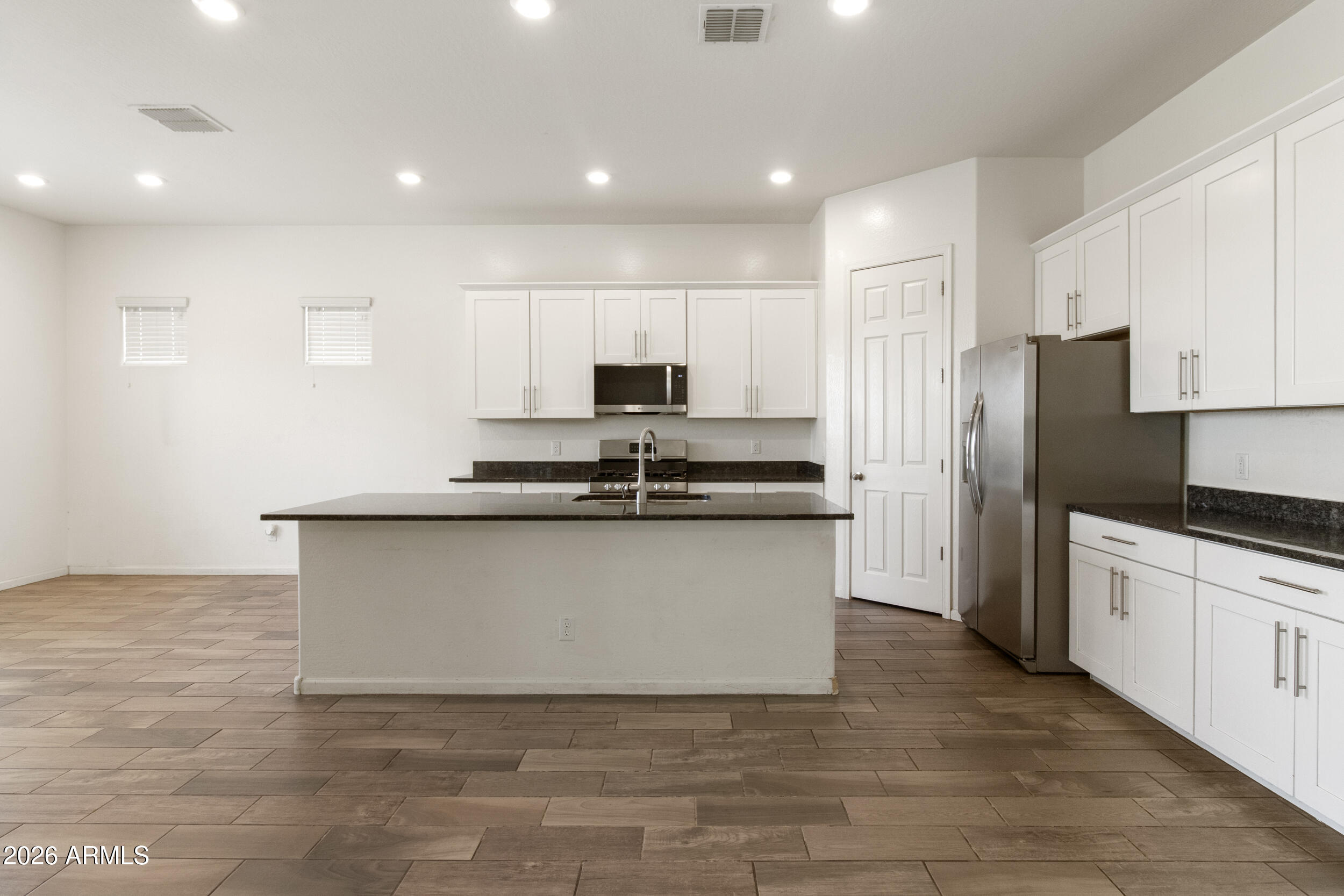 16494 W CALLE LEJOS
