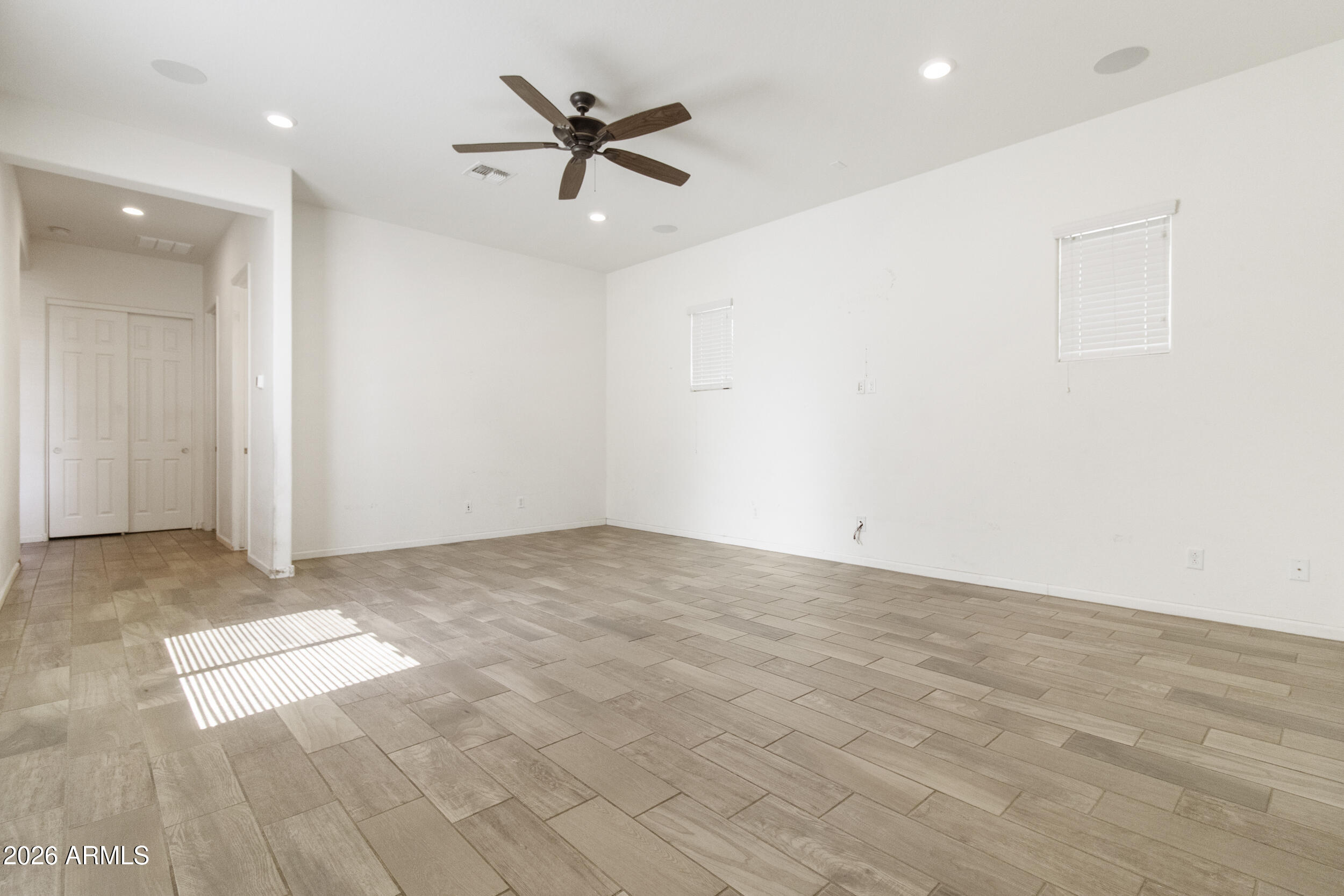 16494 W CALLE LEJOS