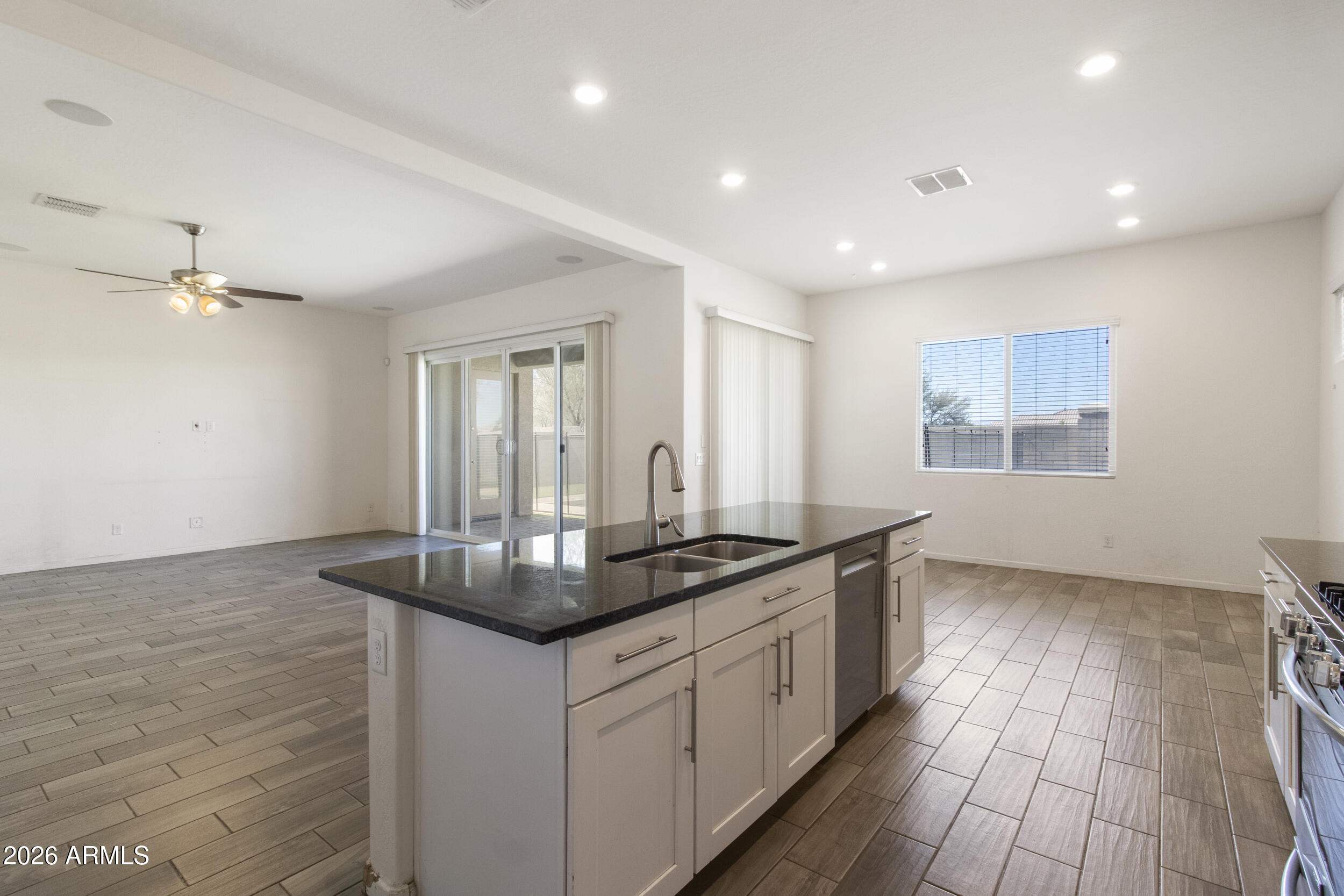 16494 W CALLE LEJOS