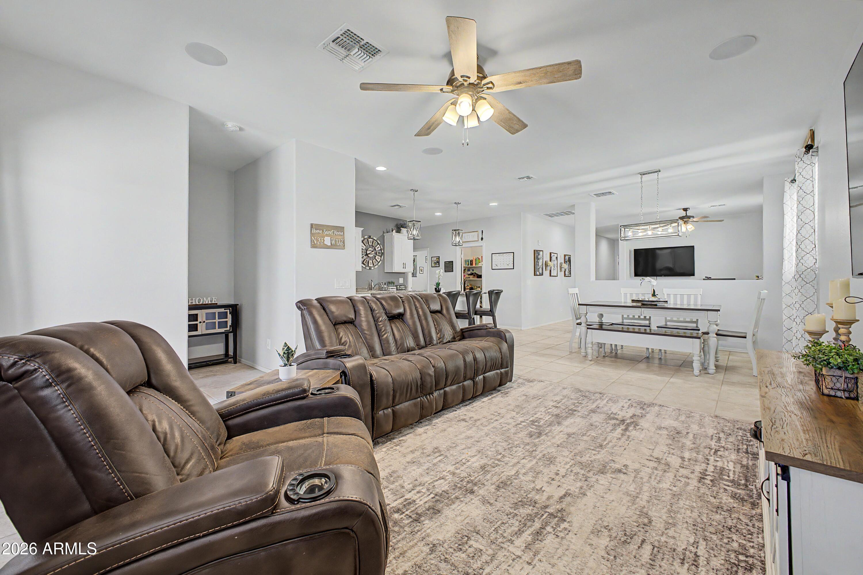 21547 W ASHLEIGH MARIE Street