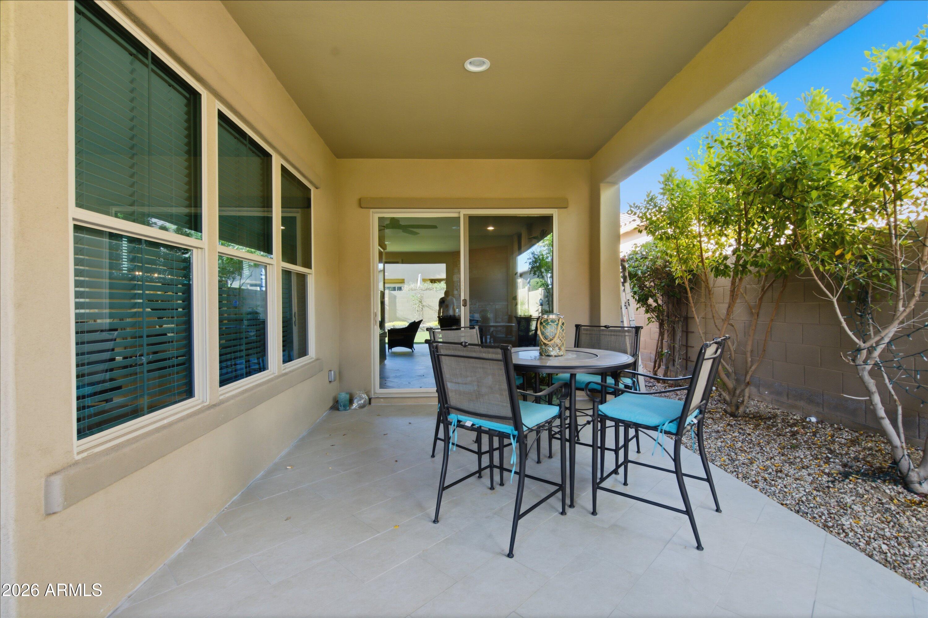 6017 E SANTA CRUZ Drive