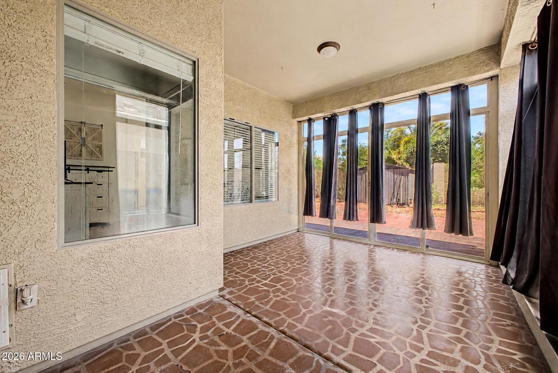 45042 W CYPRESS Lane