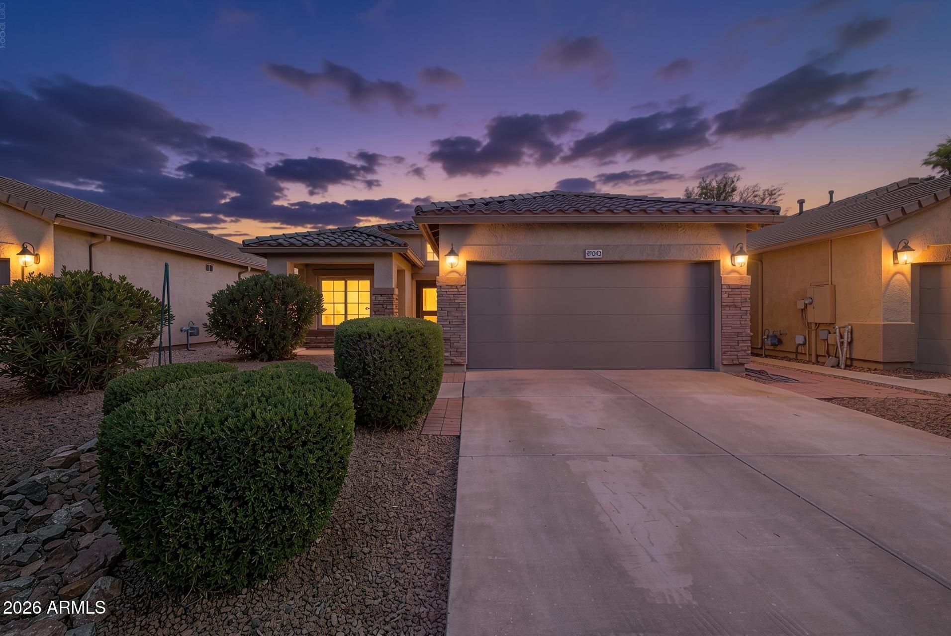 45042 W CYPRESS Lane