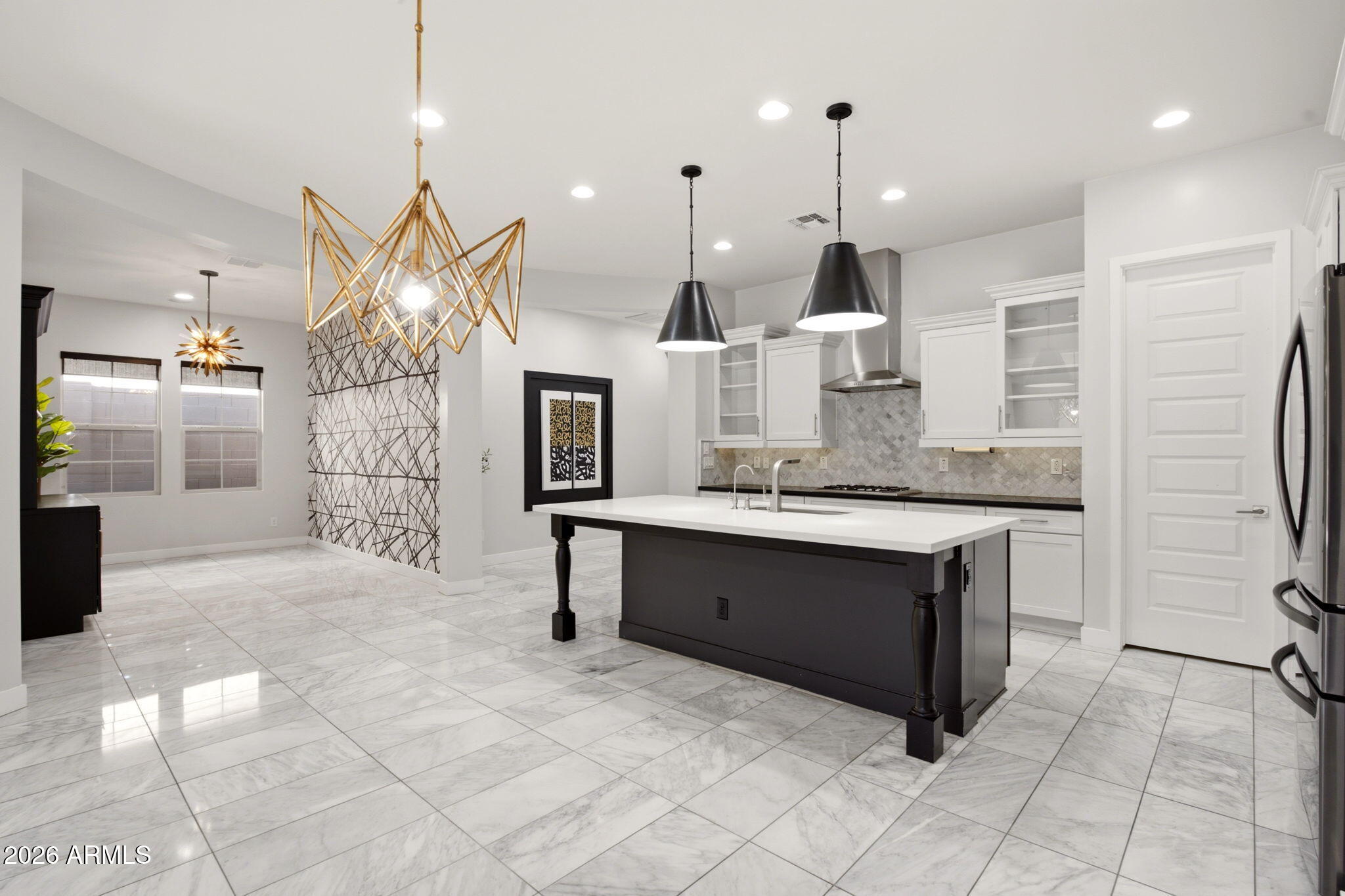 4522 E VISTA BONITA Drive