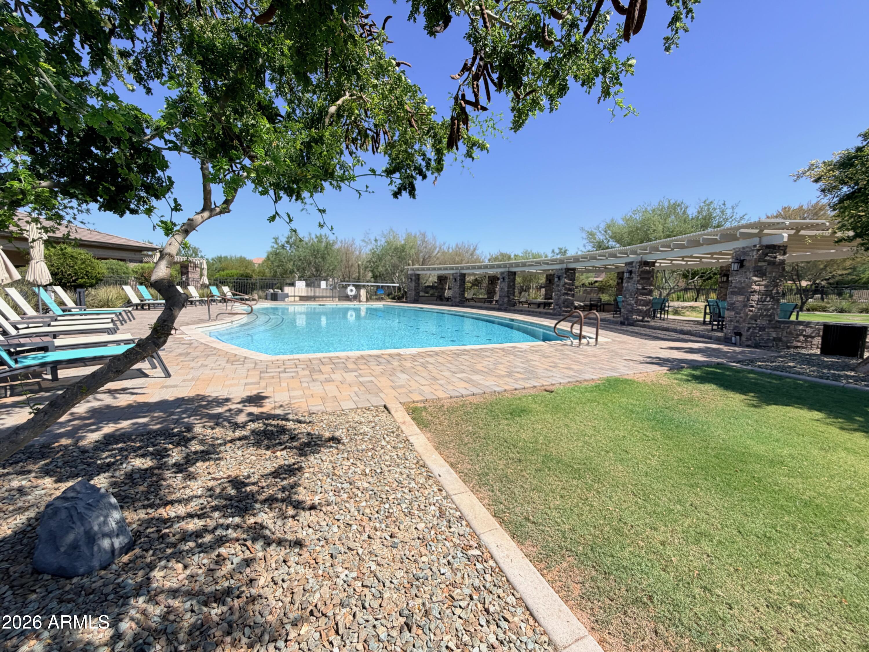 4522 E VISTA BONITA Drive
