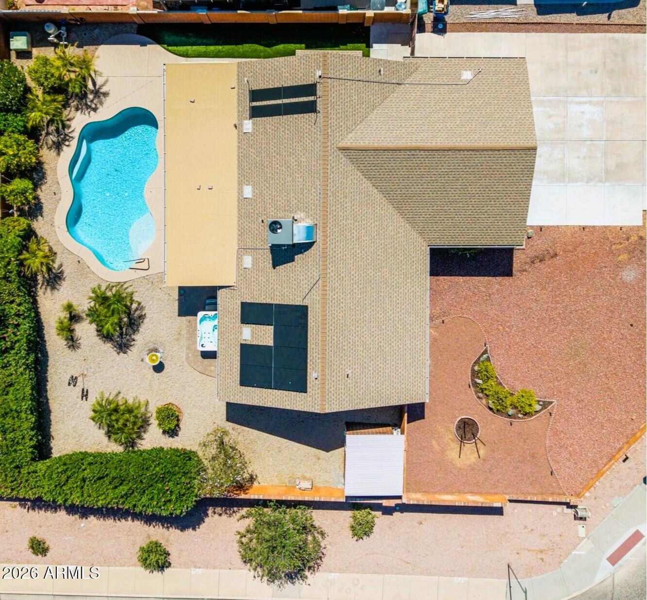 2753 E FOUNTAIN Street