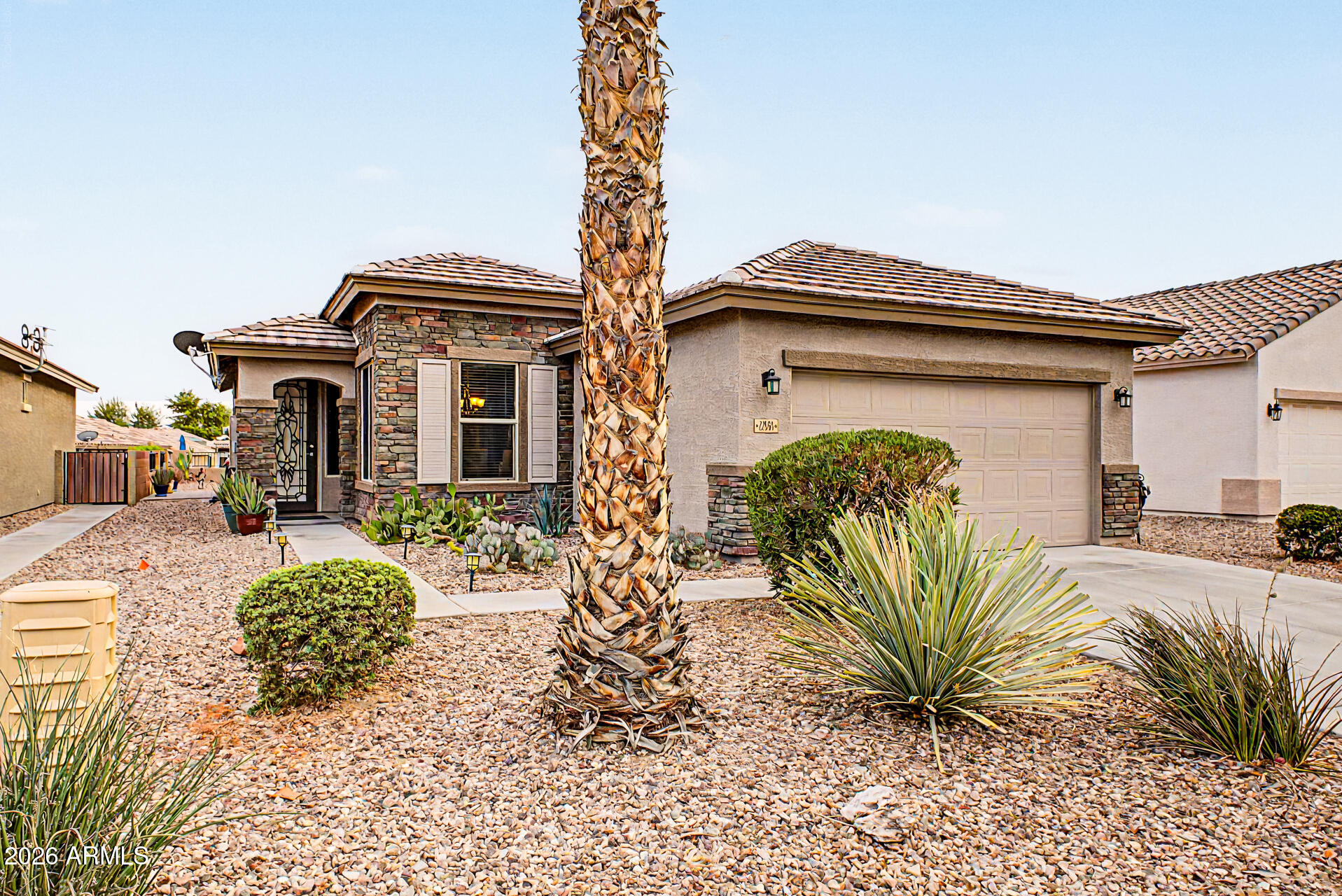 22585 W MOONLIGHT Path