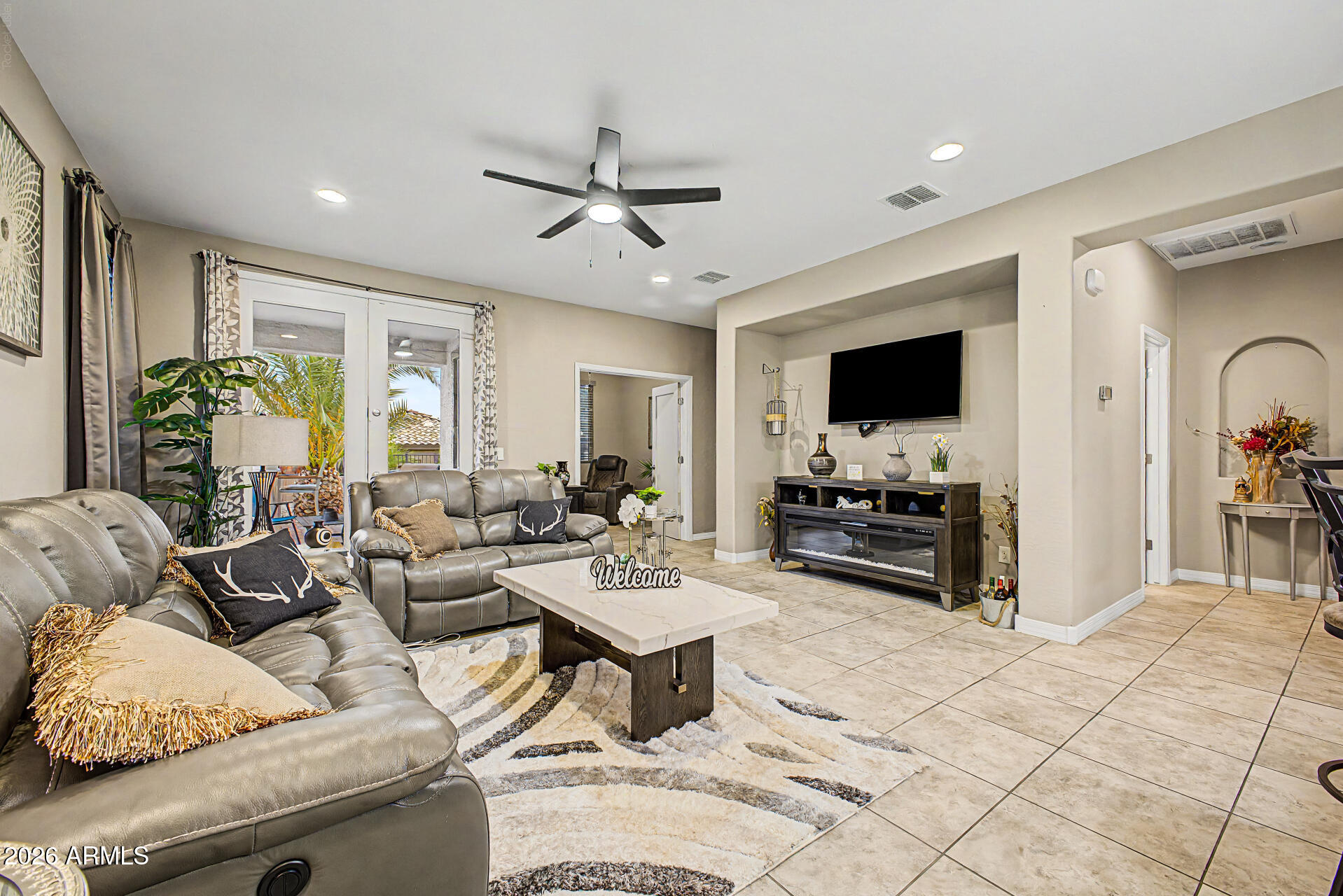 22585 W MOONLIGHT Path