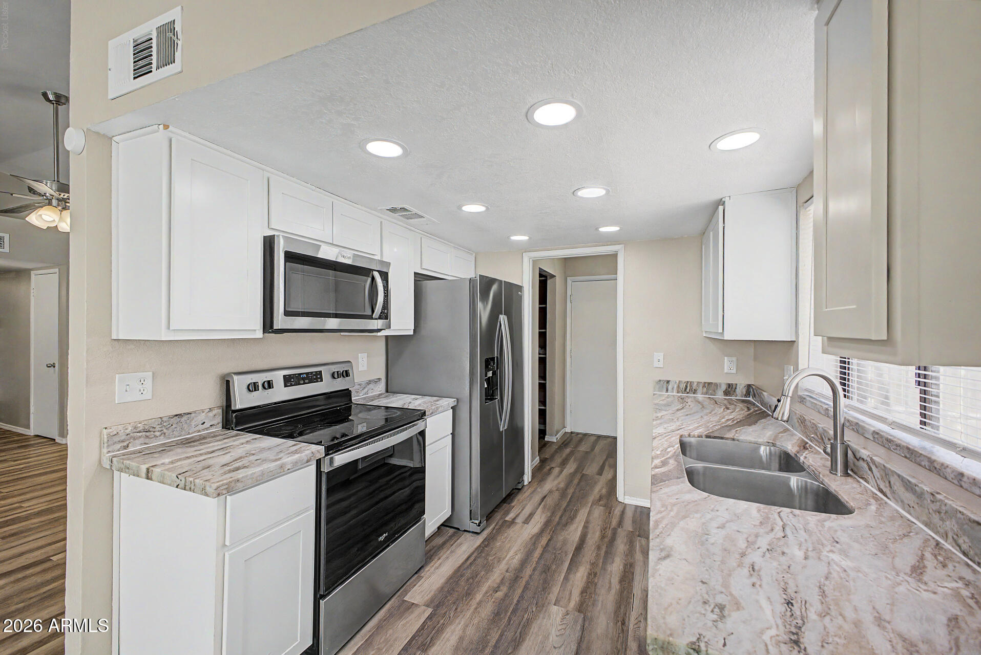 10921 W SELLS Drive
