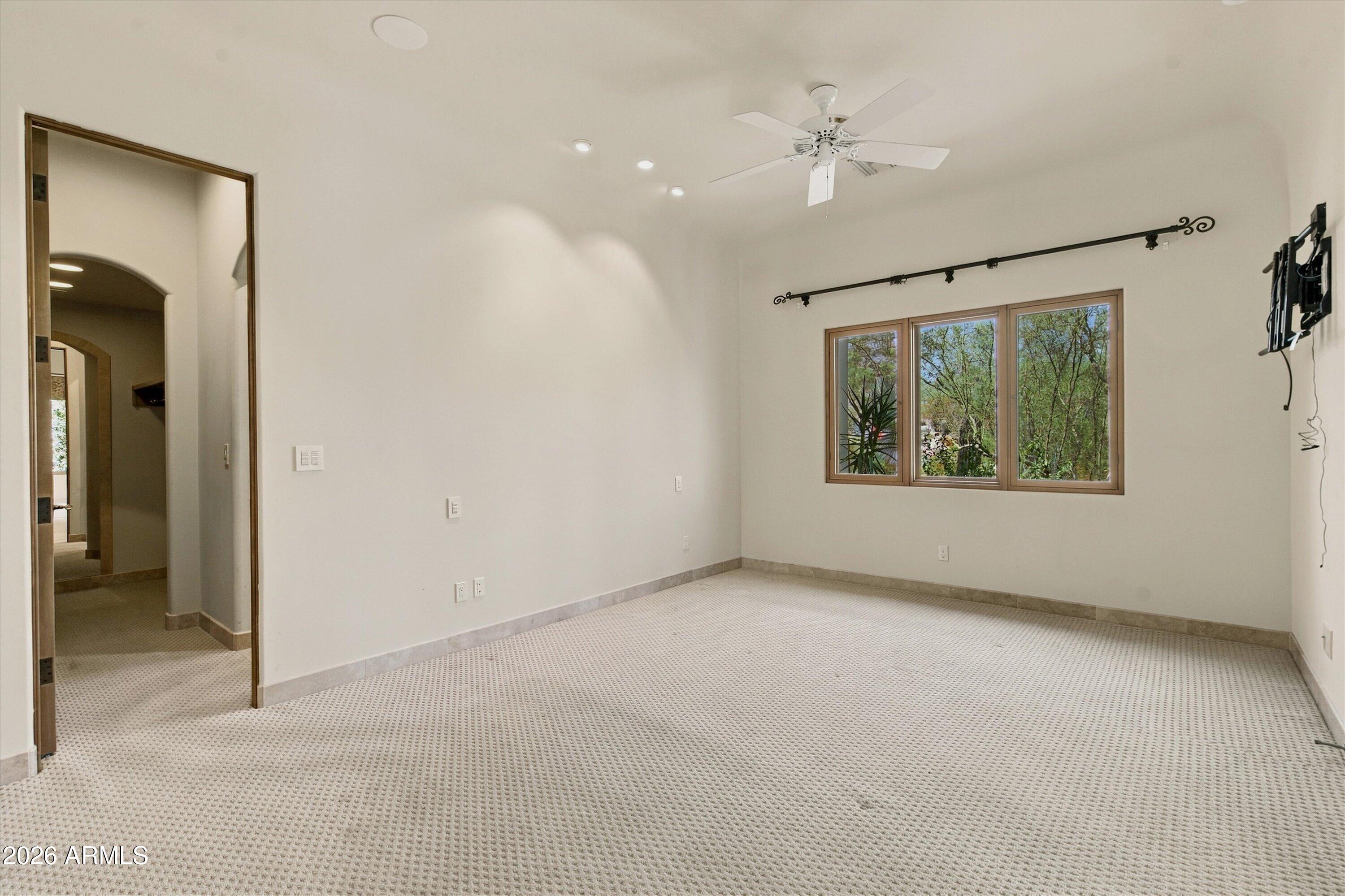5921 E CHENEY Drive