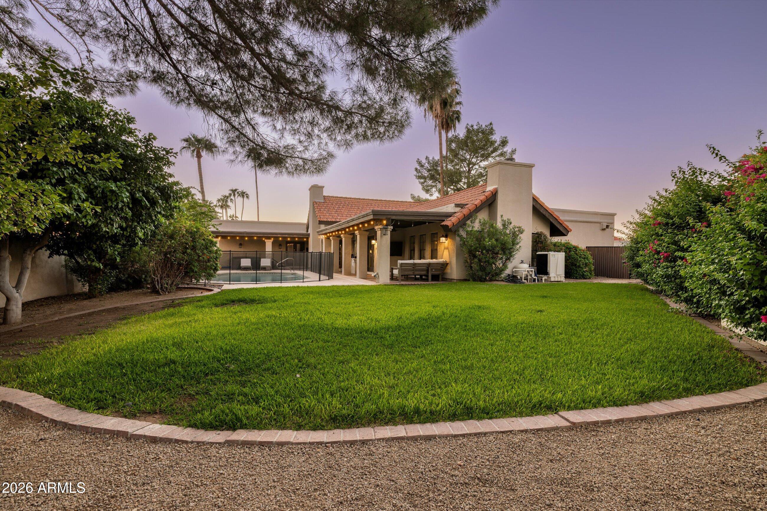 8361 E SAN RAFAEL Drive